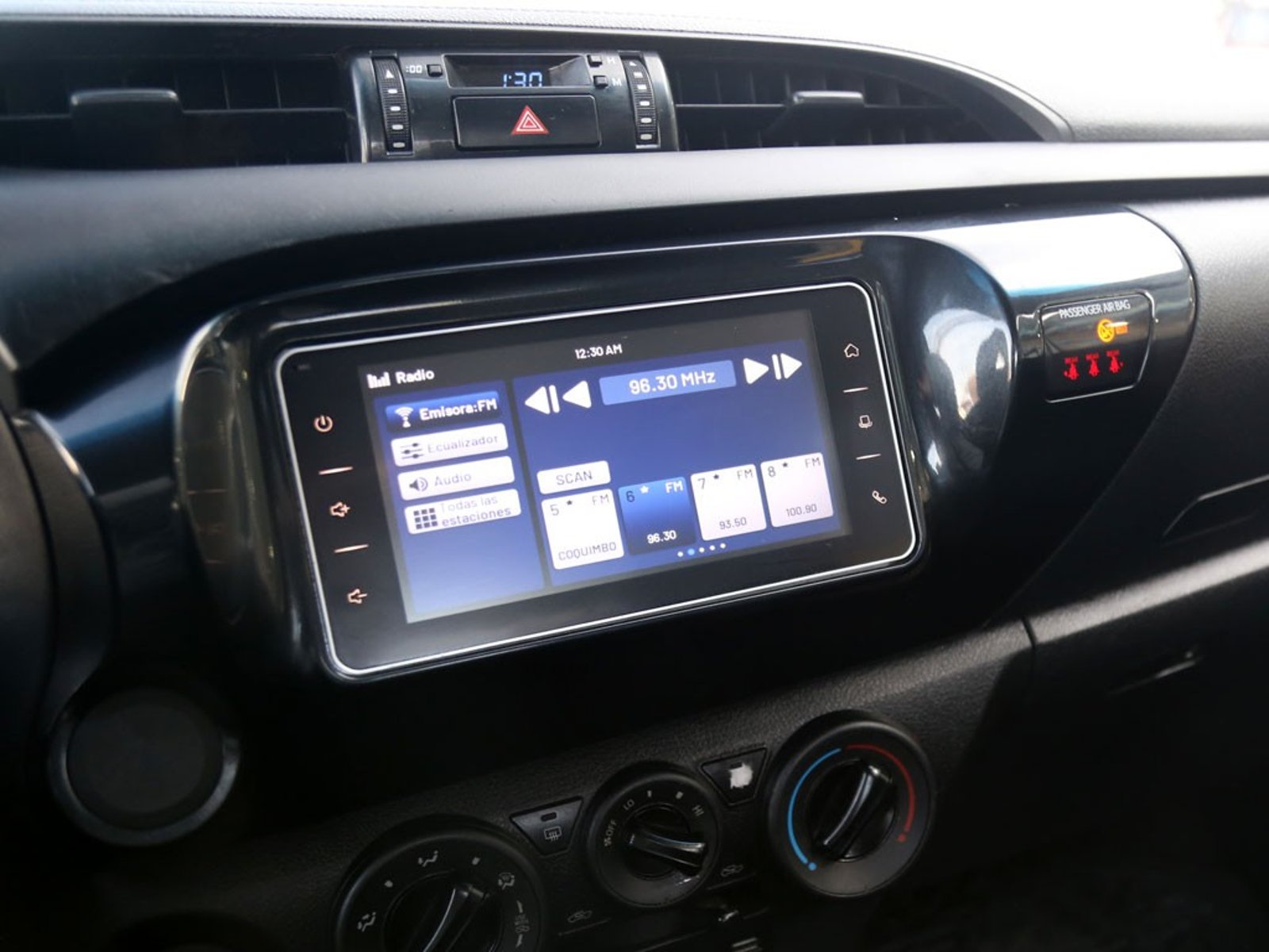 Toyota HILUX DCAB DX 4X2 2.4 DIESEL 2021 - Imagen 18 de 20