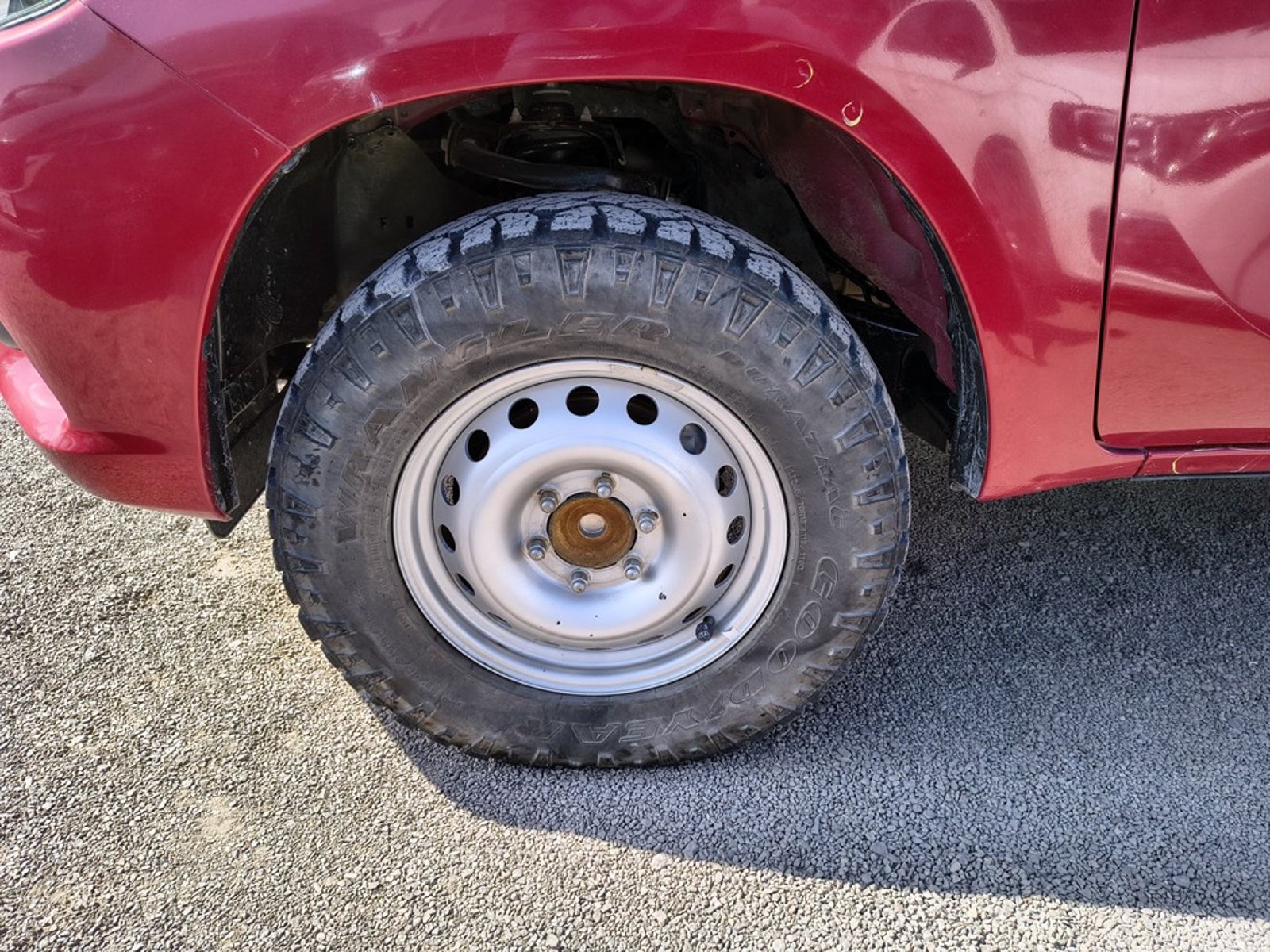 TOYOTA HILUX 2.4 DX DIESEL 4x2 2022 - Imagen 8 de 20
