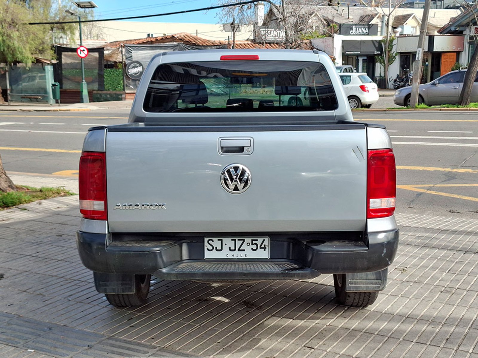 Volkswagen AMAROK 2.0 Confortline 4X2 MT 2023 - Foto 5 de 20