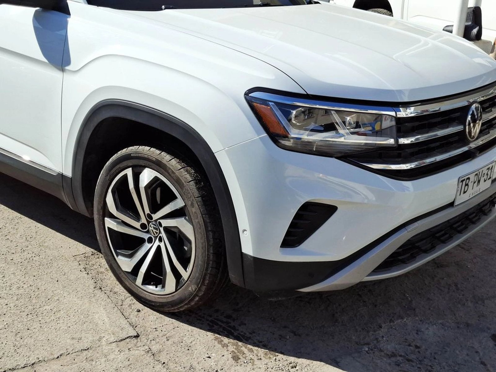 VOLKSWAGEN ATLAS 3.6 LIMITED 4 MOTION 2024 - Imagen 4 de 20
