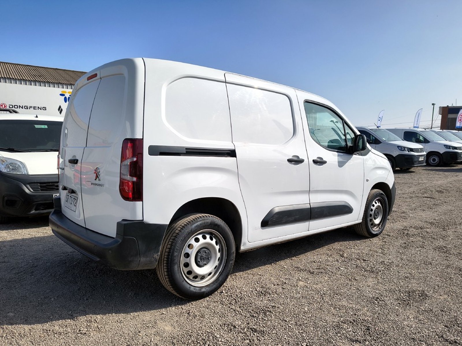 PEUGEOT PARTNER PARTNER L1 1.5 Diesel 4X2 T/M 2023 - Imagen 7 de 16