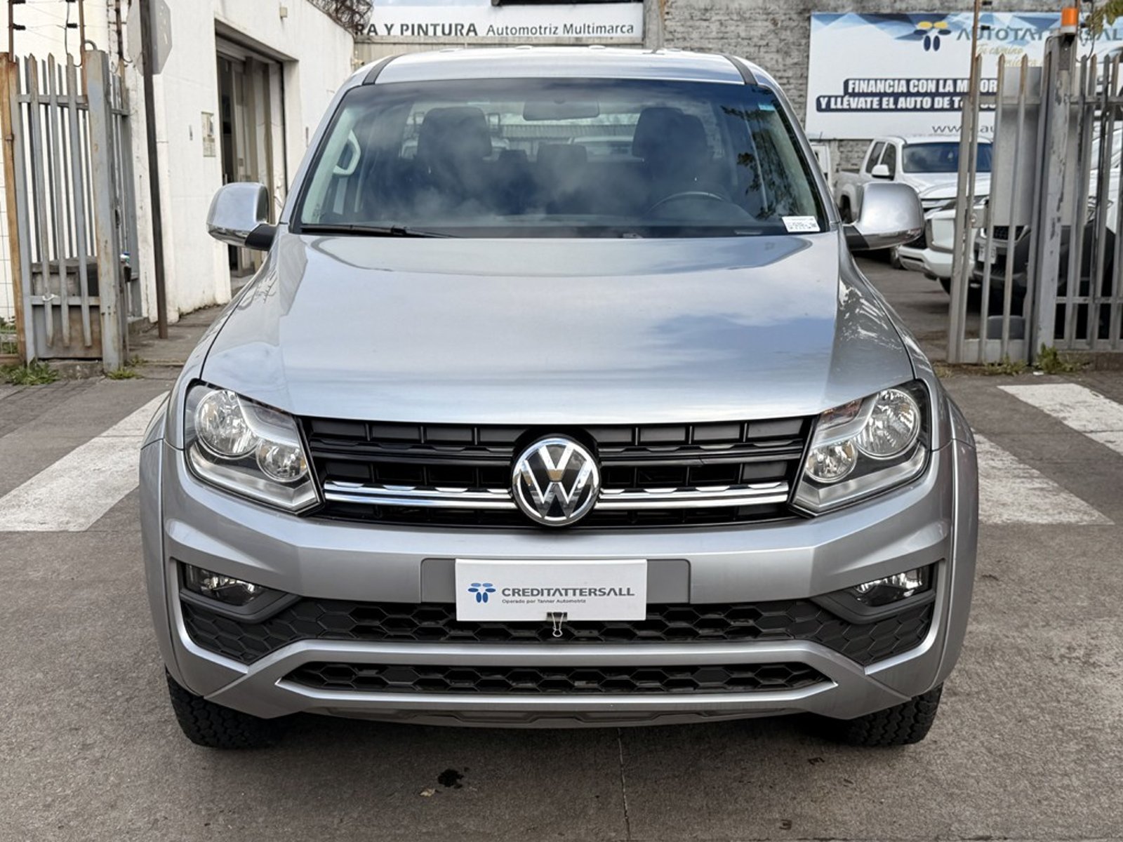 Volkswagen AMAROK 2.0 COMFORTLINE  4MOTION 2023 - Foto 2 de 20