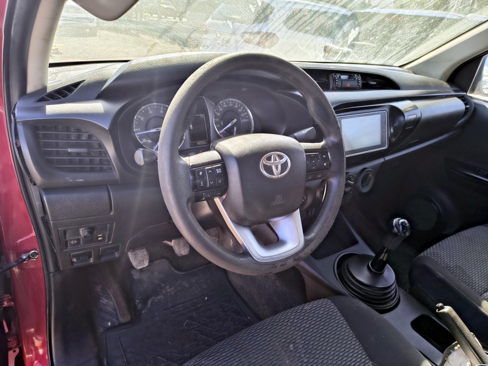 Toyota HILUX TSS 2.4 Diesel 4X2 T/M 2022 - Imagen 9 de 13