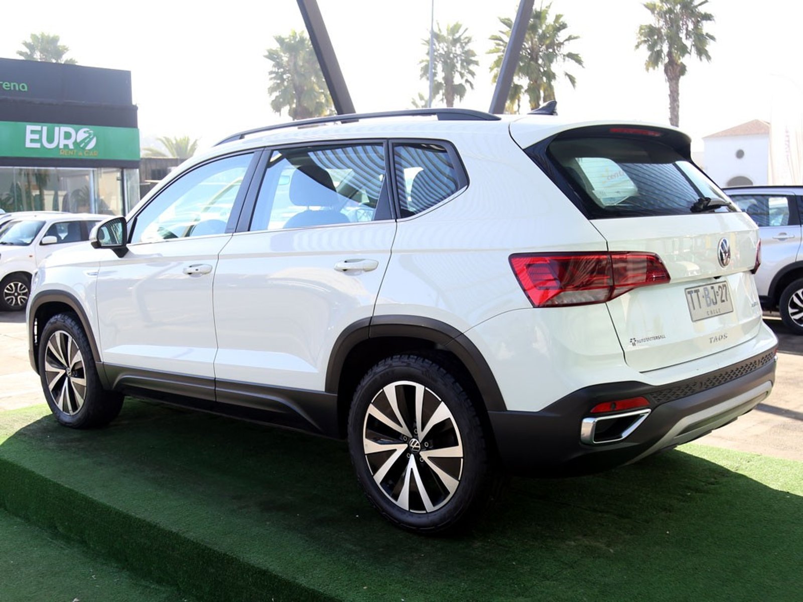 VOLKSWAGEN TAOS 1.4 TSI COMFORTLINE 4X2 AT 5P 2025 - Imagen 8 de 20