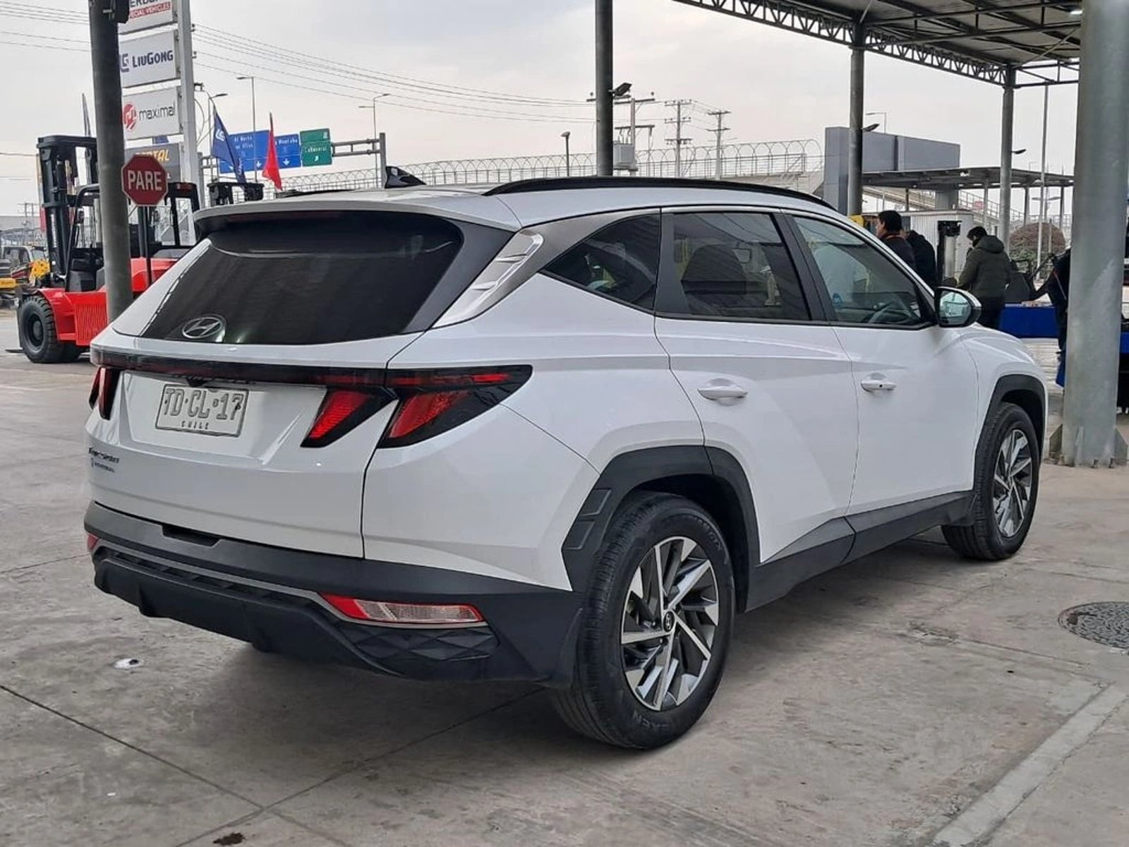 Hyundai TUCSON 2.0 4x2 AT 2024 - Imagen 6 de 20