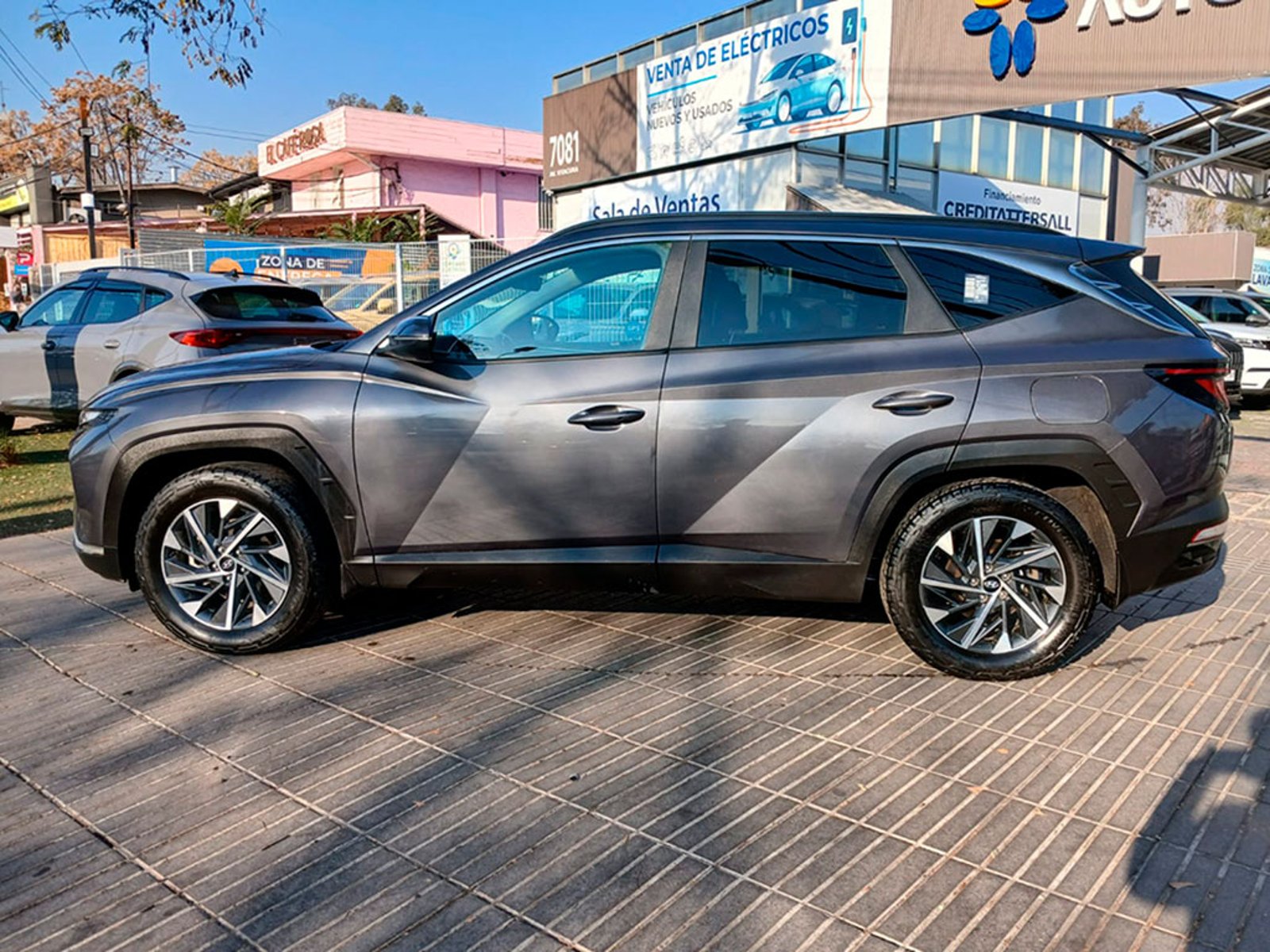 Hyundai TUCSON 2.0 NX4 PLUS 4WD 2025 - Imagen 5 de 18