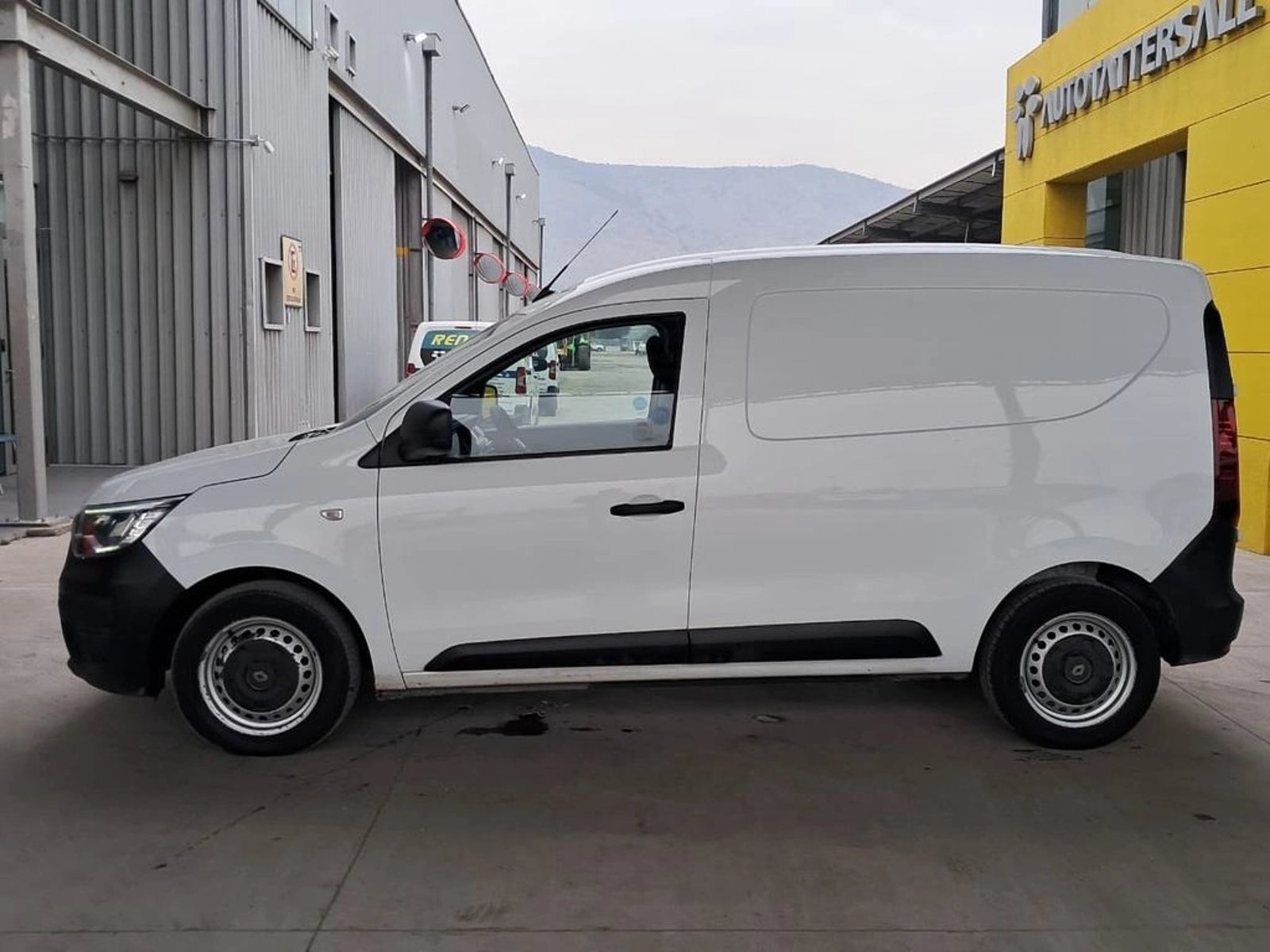 Renault EXPRESS ZEN 1.5 MT 4X2 DIESEL 2023 - Imagen 10 de 20