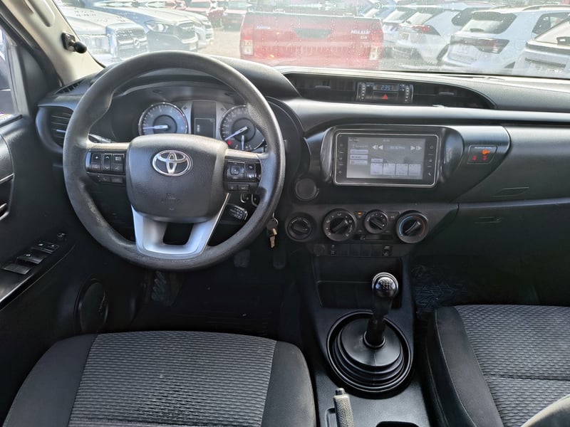 Toyota HILUX TSS 2.4 DIESEL 4X4 T/M 2022 - Imagen 11 de 20