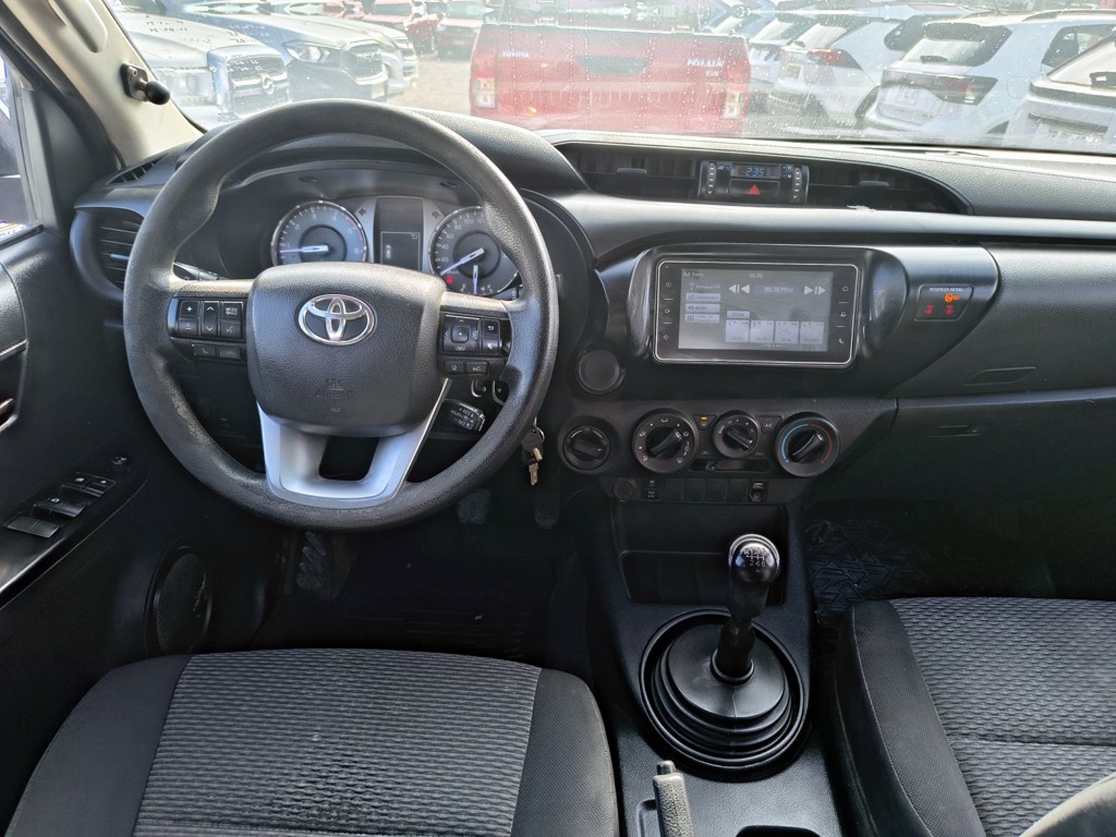 Toyota HILUX TSS 2.4 DIESEL 4X4 T/M 2022 - Imagen 11 de 20