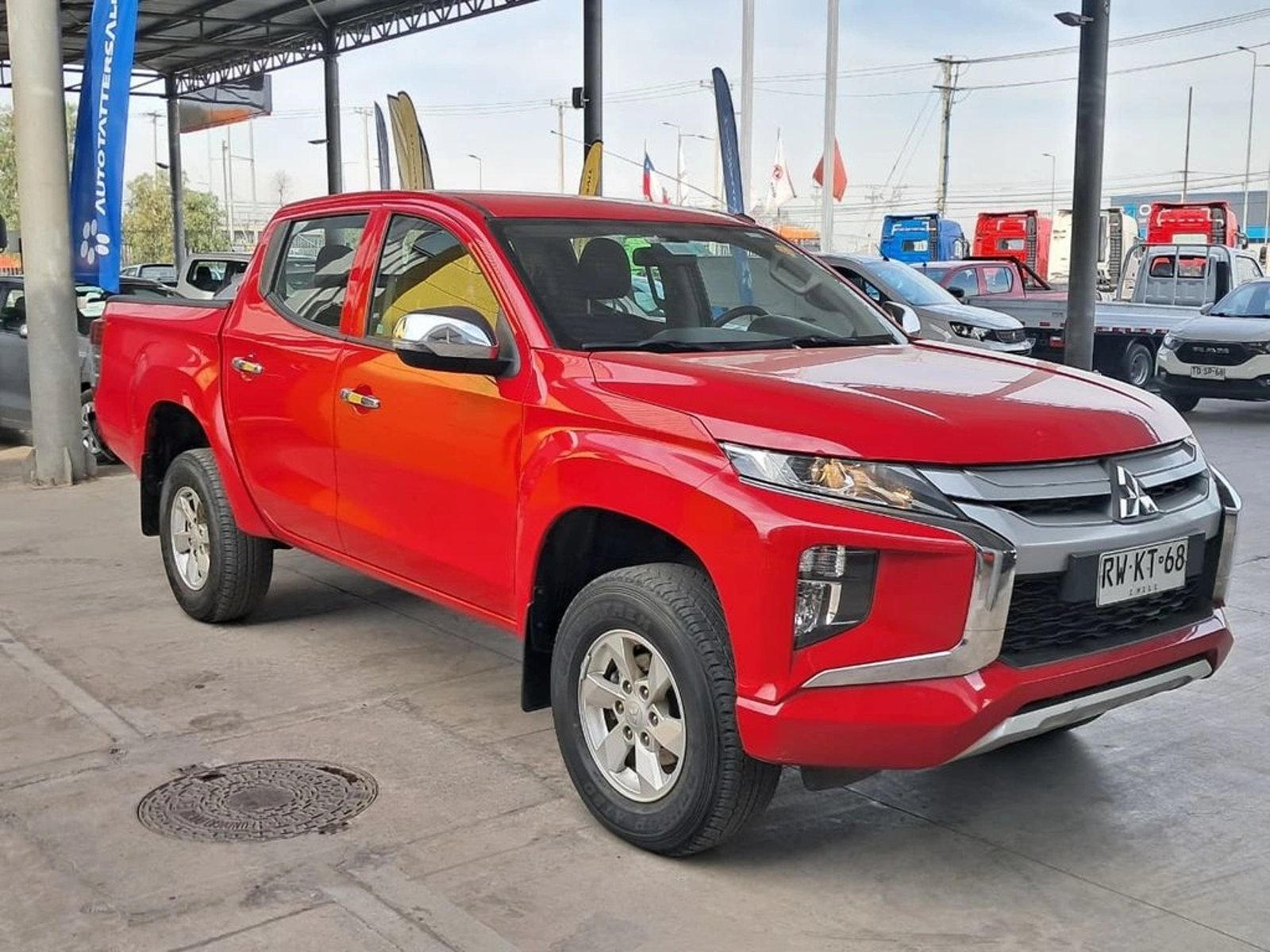 MITSUBISHI L200 KATANA CRT DIESEL 4X4 2022 - Imagen 4 de 20