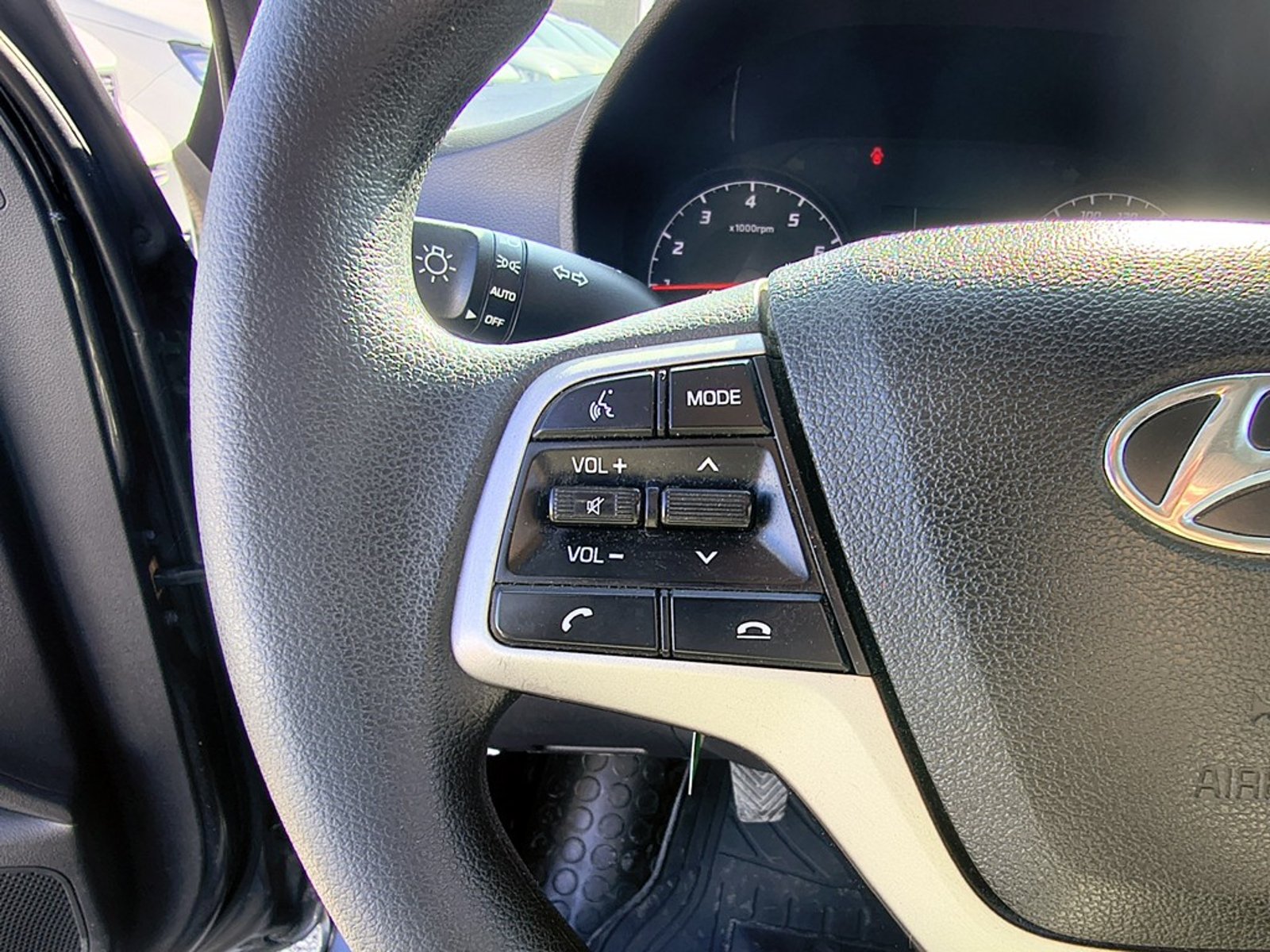 HYUNDAI ACCENT 1.4 HCI VALUE 2022 - Imagen 12 de 20