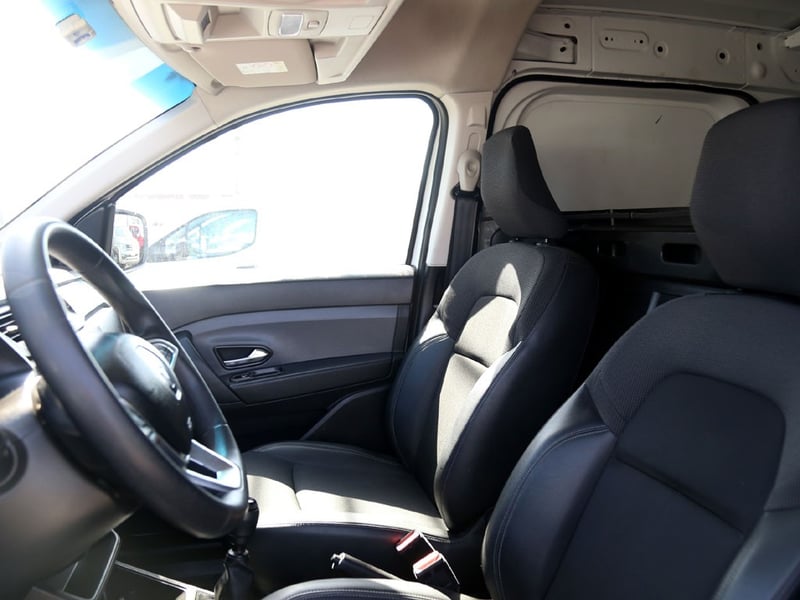 Renault EXPRESS 1.5 MT 2022 - Imagen 13 de 19