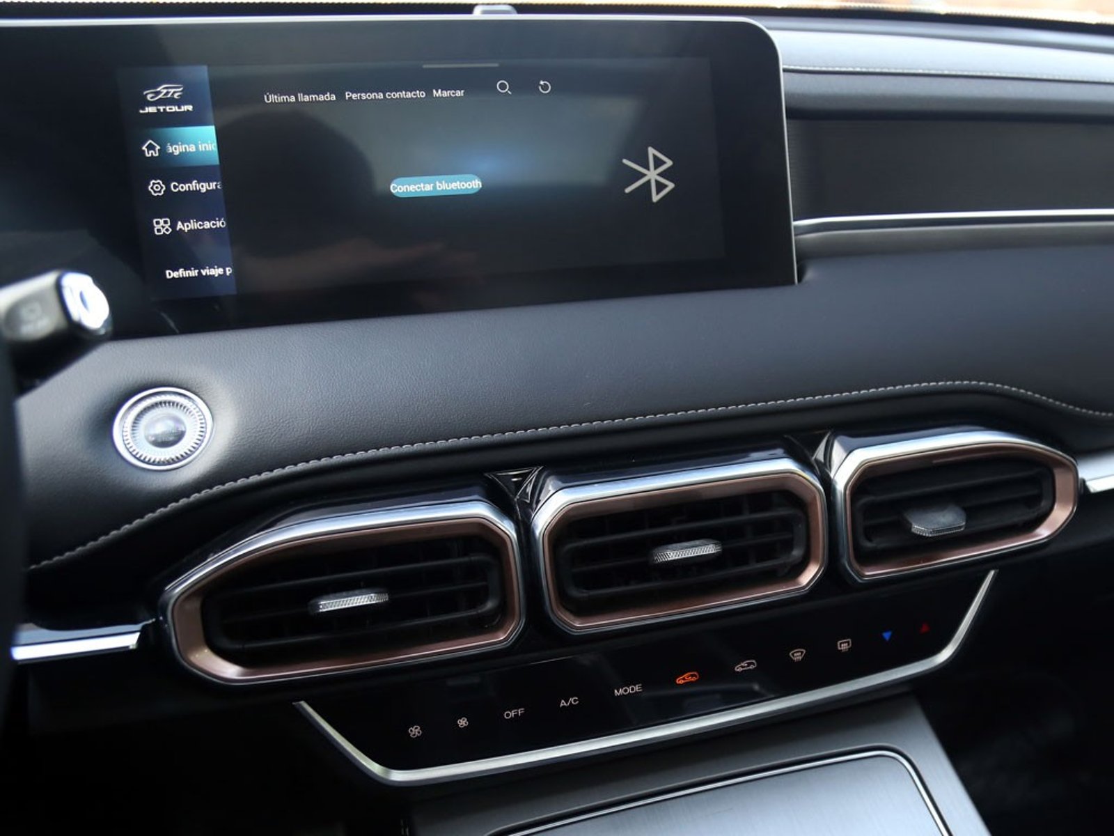 Jetour X70 PLUS 1.5 AT 2024 - Imagen 18 de 20