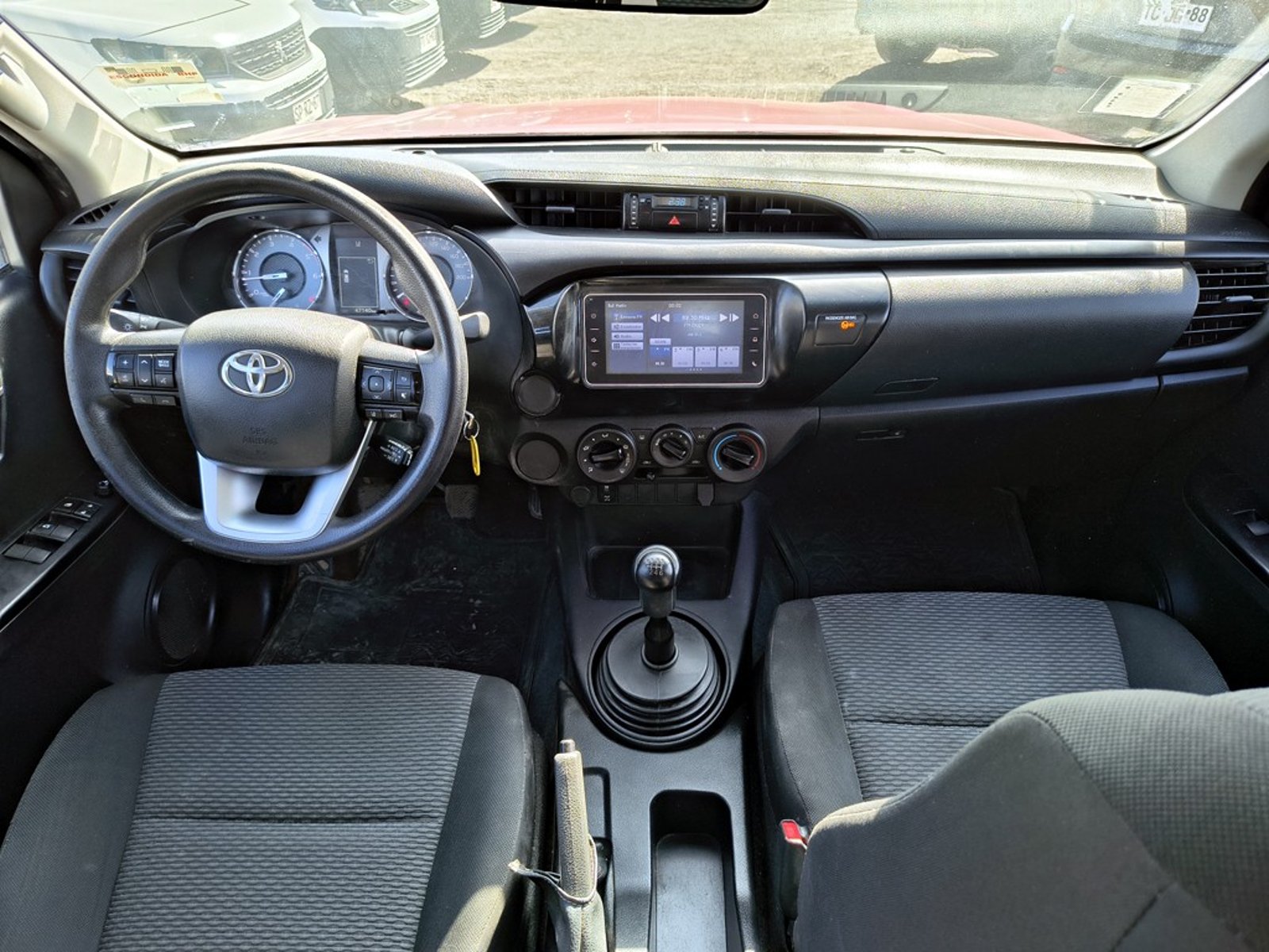 TOYOTA HILUX HILUX TSS 2.4 Diesel 4X2 T/M 2021 - Imagen 13 de 17