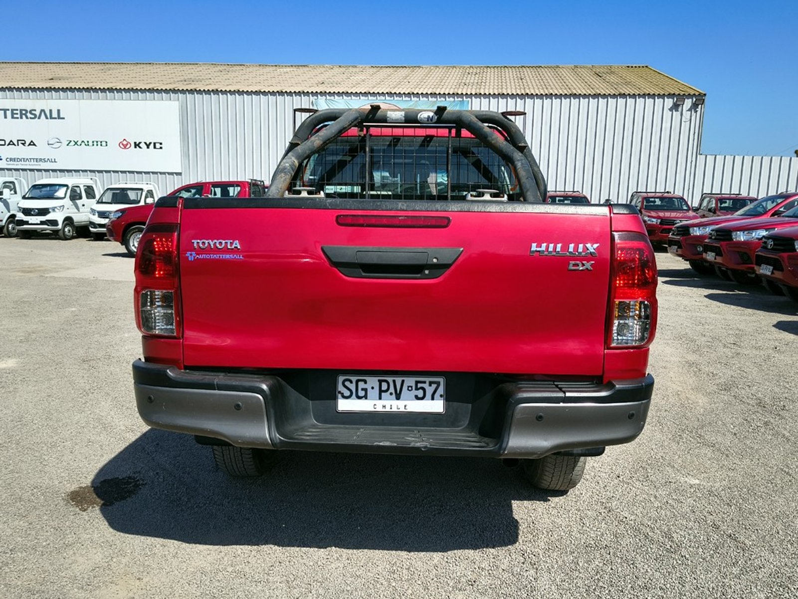 TOYOTA HILUX 2.4 DX Diesel 4x2 T/M 2022 - Imagen 5 de 19