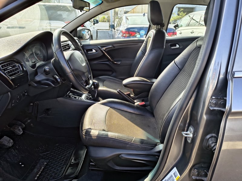 Peugeot 301 1.6 ACTIVE HDI 2022 - Imagen 9 de 18