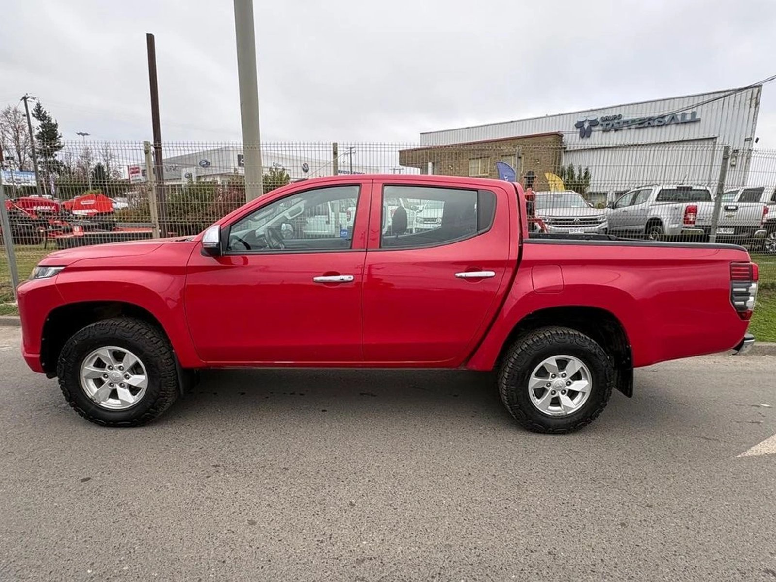 MITSUBISHI L200 KATANA CRT 4X4 2023 - Imagen 4 de 11