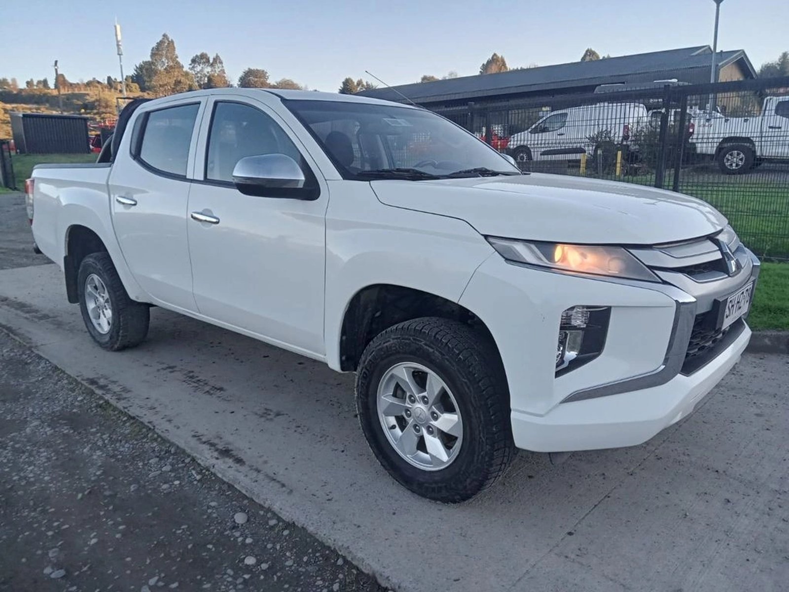 Mitsubishi L200 L200 CR 4X2 2022 - Foto 2 de 5