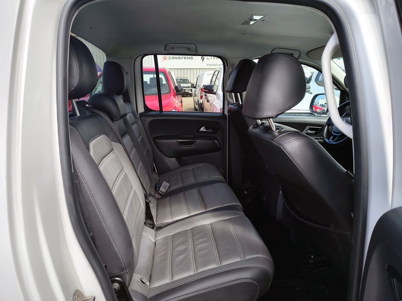 Volkswagen AMAROK 2.0 Diesel 4x4 T/A 2023 - Imagen 19 de 20