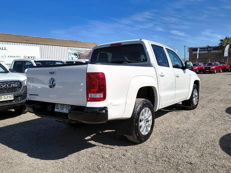 Volkswagen AMAROK 2.0 Diesel 4x2 T/M 2023 - Imagen 7 de 20