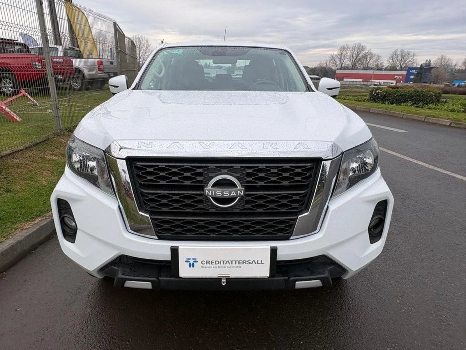 Nissan NAVARA 2.3 MT 4X2 2023 - Foto 2 de 11