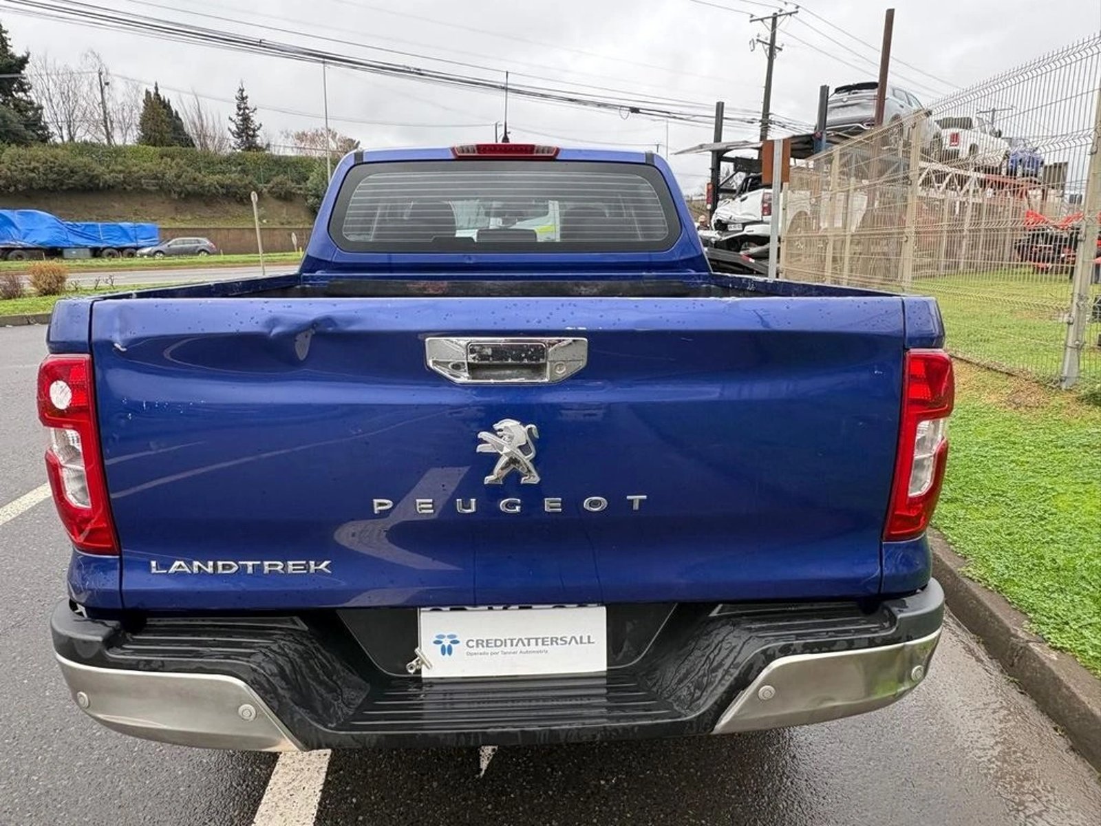 Peugeot LANDTREK 1.9 4X4 MT 2023 - Imagen 6 de 12