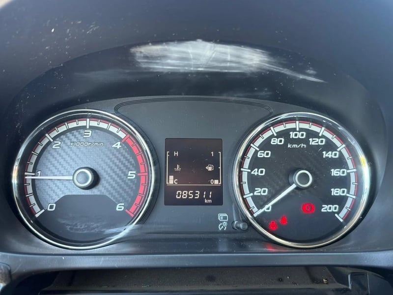 Mitsubishi L200 CR KATANA 4X2 2023 - Imagen 12 de 12