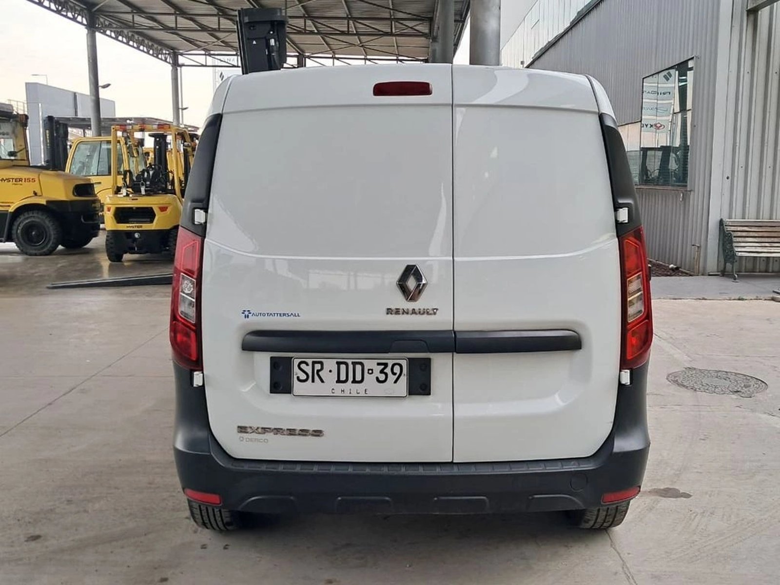 Renault EXPRESS ZEN 1.5 MT 4X2 DIESEL 2023 - Imagen 7 de 20
