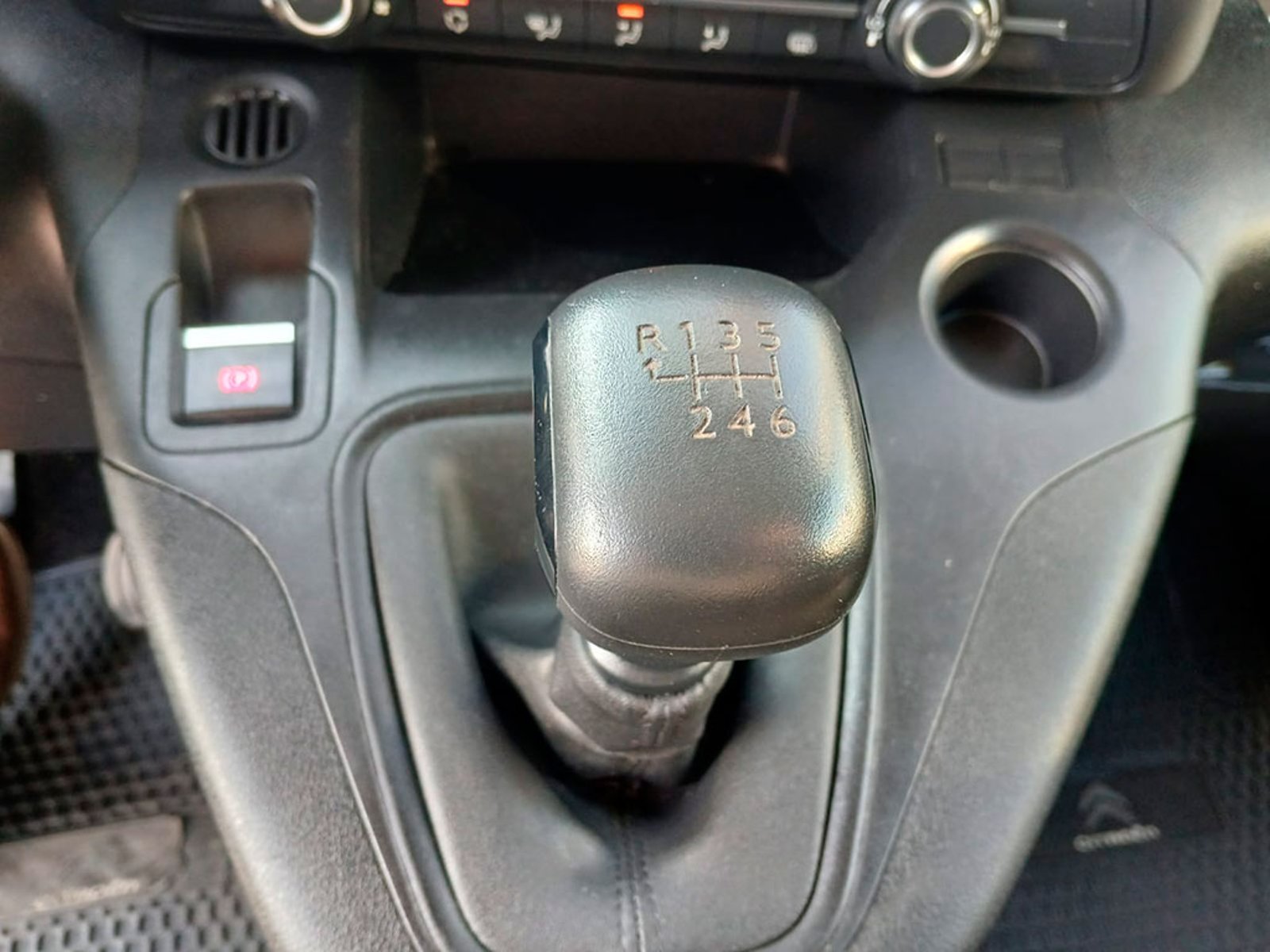 Citroën BERLINGO 1.5 2024 - Imagen 9 de 12