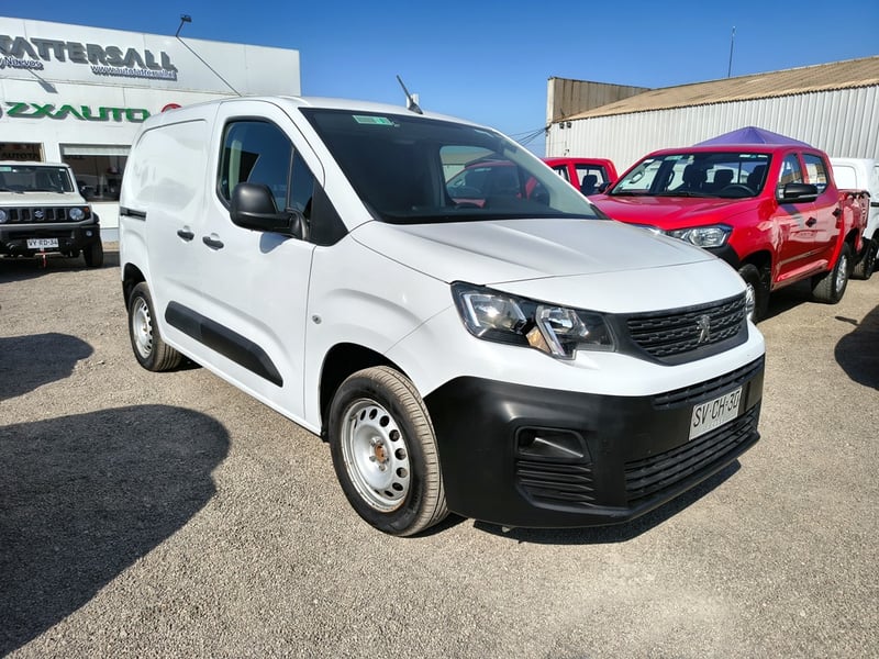 Peugeot PARTNER L1 1.5 Diesel 4X2 T/M 2023 - Imagen 3 de 16