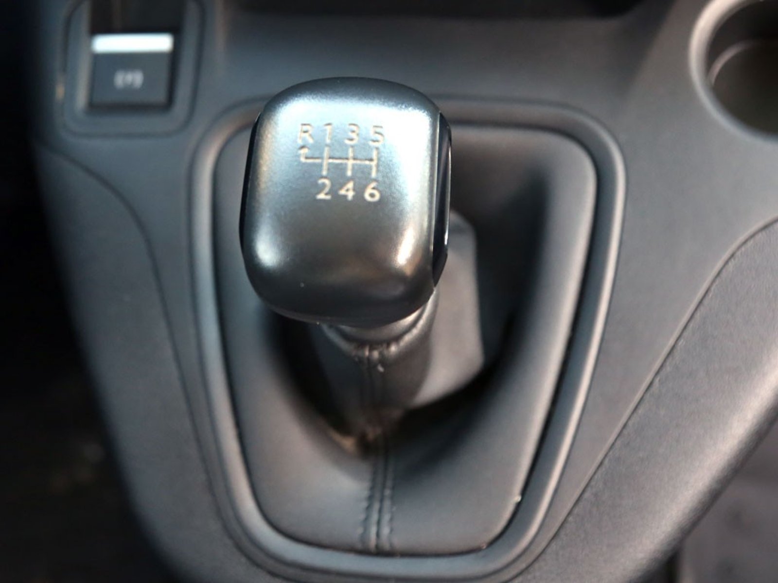 Peugeot PARTNER 1.5 L1 BLUEHDI 100 MT DIESEL 2024 - Imagen 15 de 20