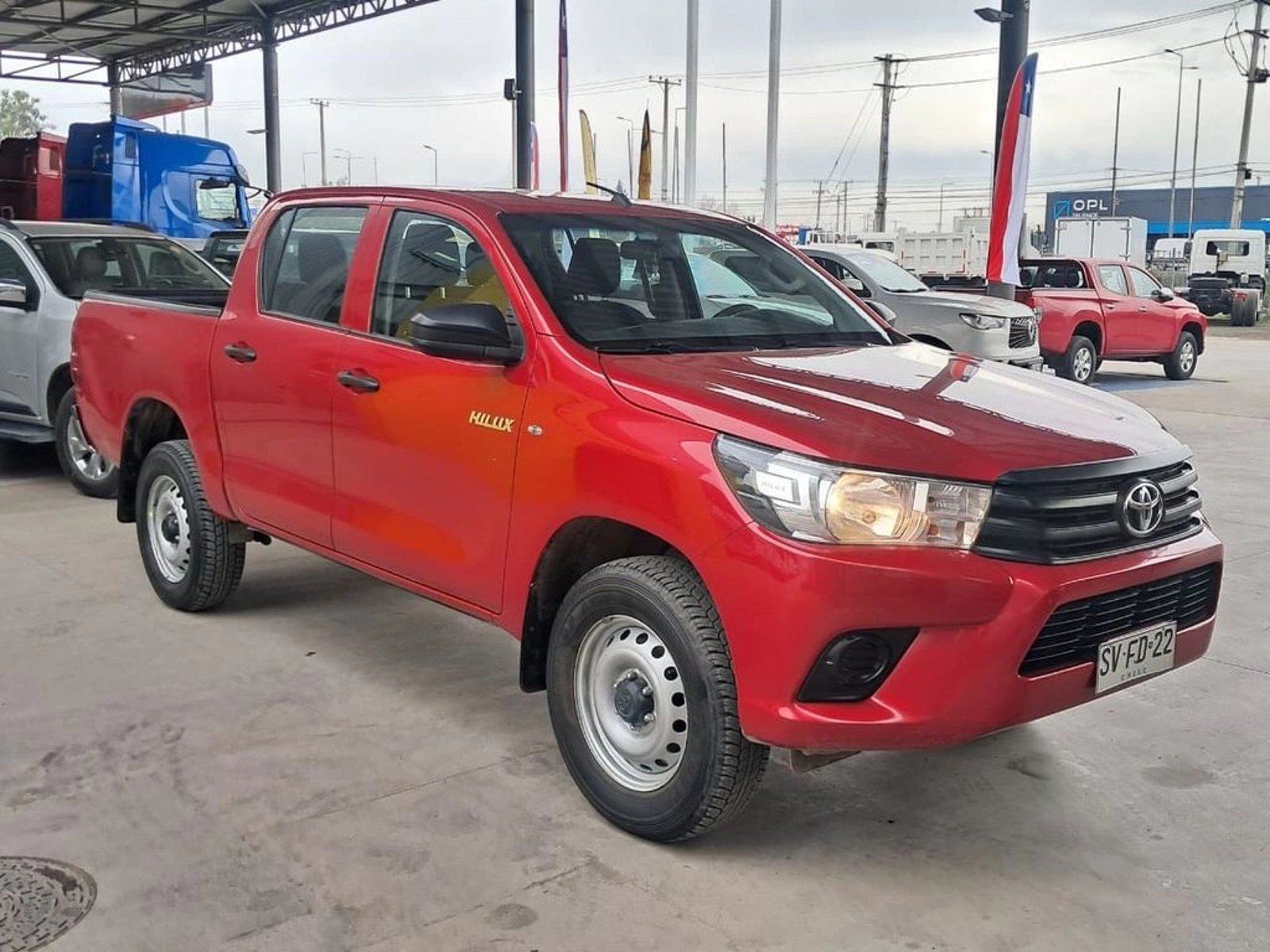 Toyota HILUX 2.4 DX 4X2 MT 2023 - Imagen 4 de 19