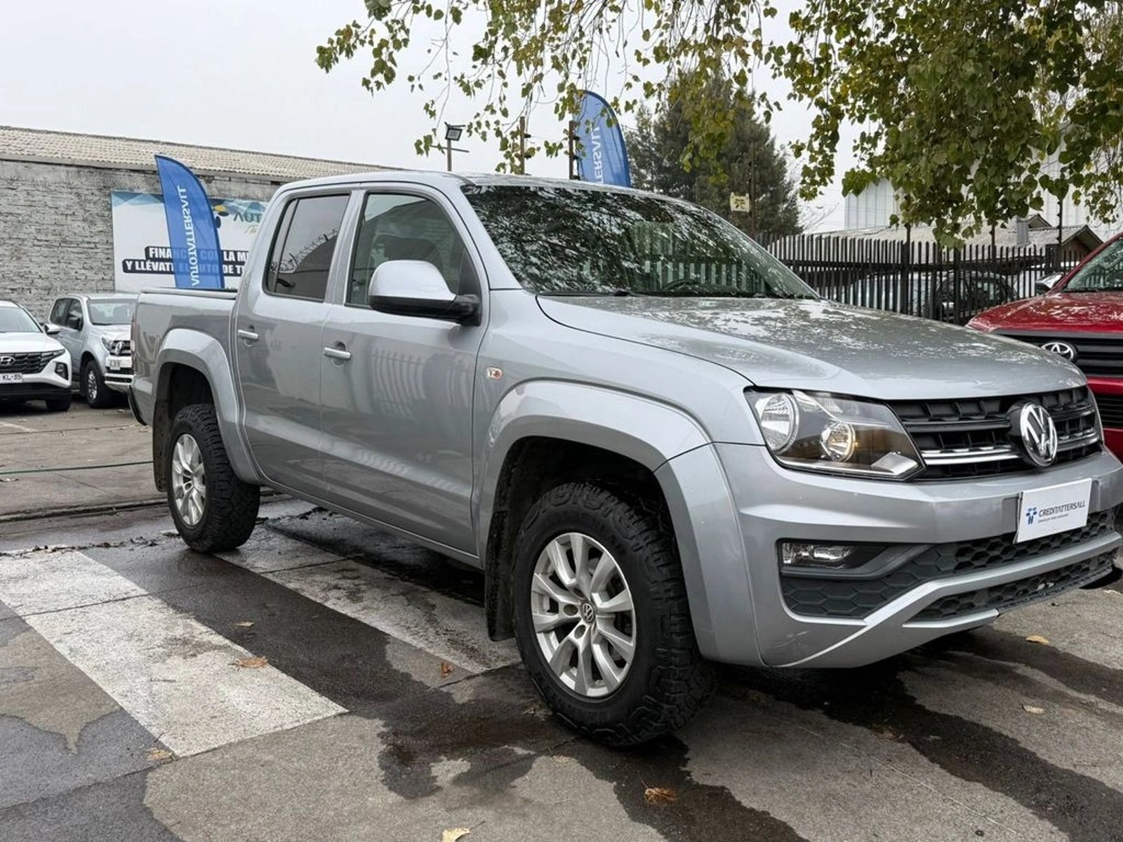 Volkswagen AMAROK 2.0 TRENDLINE 4X4 MT 2023 - Foto 3 de 13