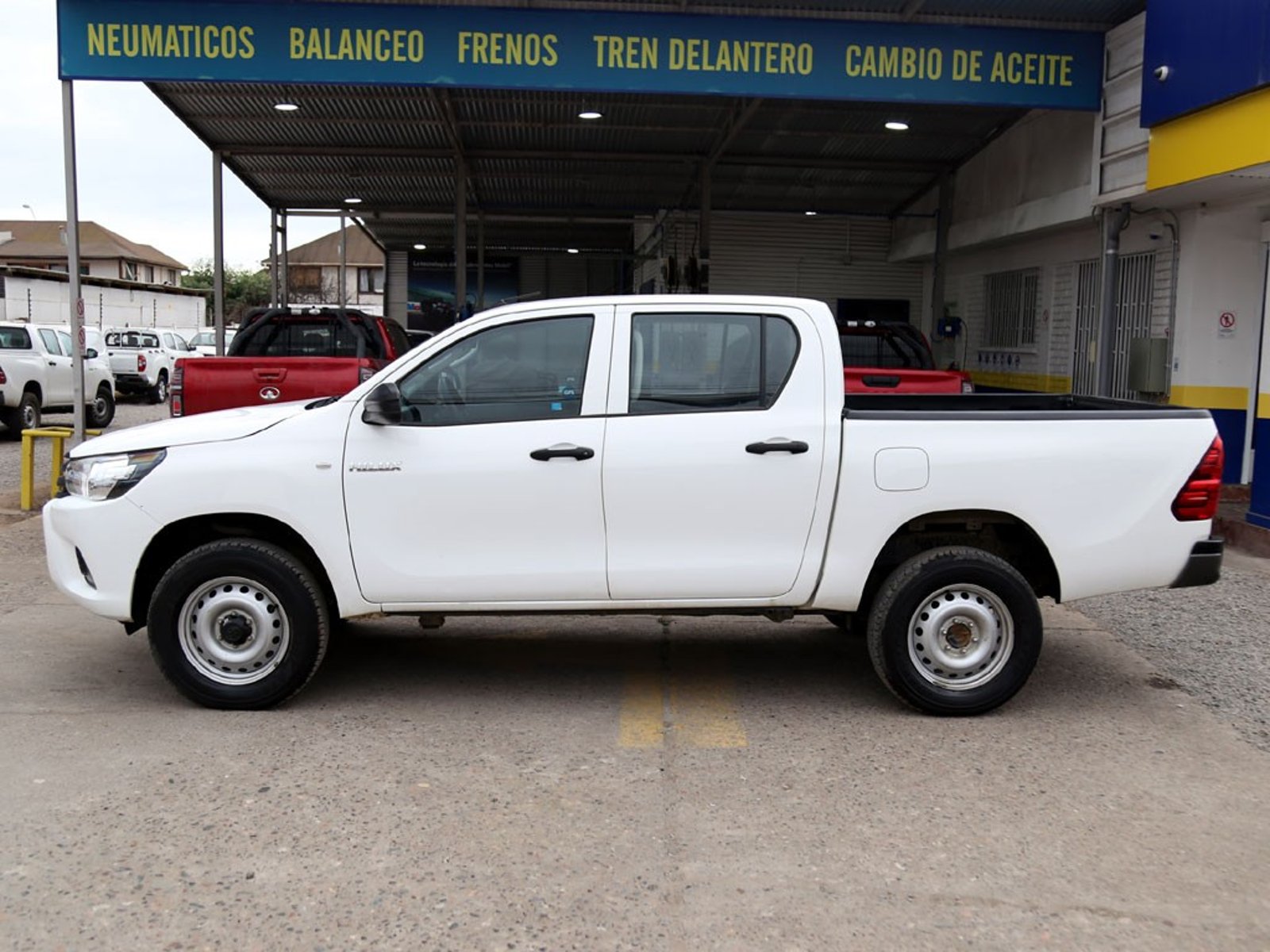 Toyota HILUX 2.4 DX MT 4X2 DIESEL 2021 - Imagen 8 de 20
