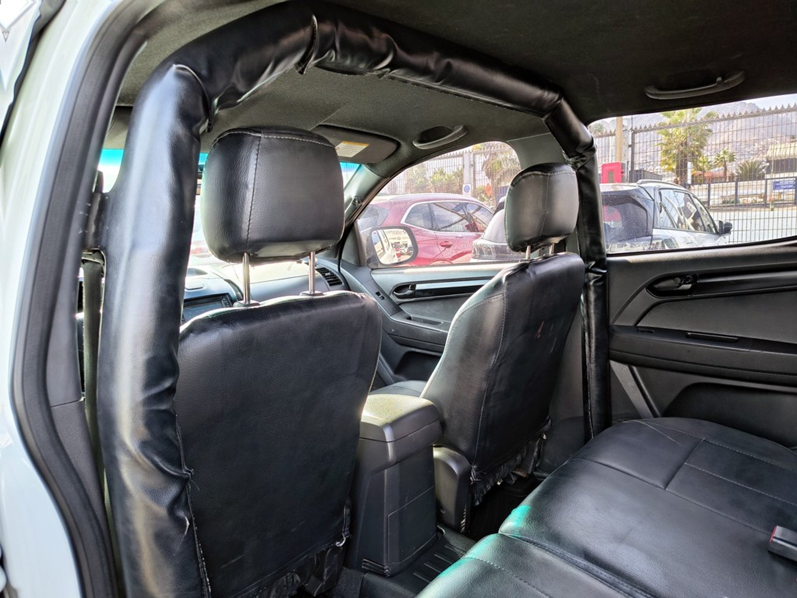 Chevrolet D-MAX DMAX 2.5 DIESEL 4X2 T/M 2021 - Imagen 14 de 19
