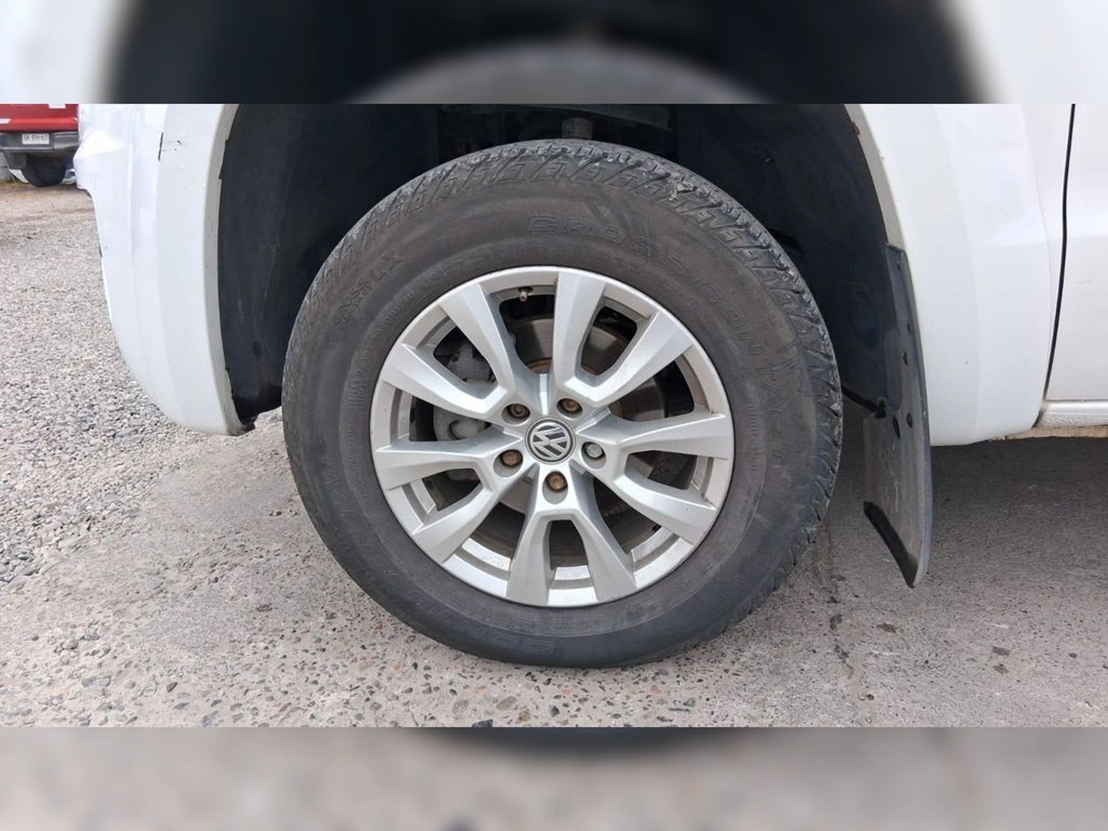 VOLKSWAGEN AMAROK 2.0 4MOTION MT 4X4 DIESEL 2023 - Imagen 19 de 19