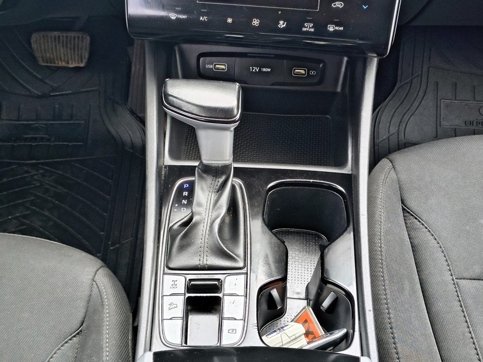 Hyundai TUCSON 2.0 Gasolina 4x4 T/A 2024 - Imagen 18 de 20