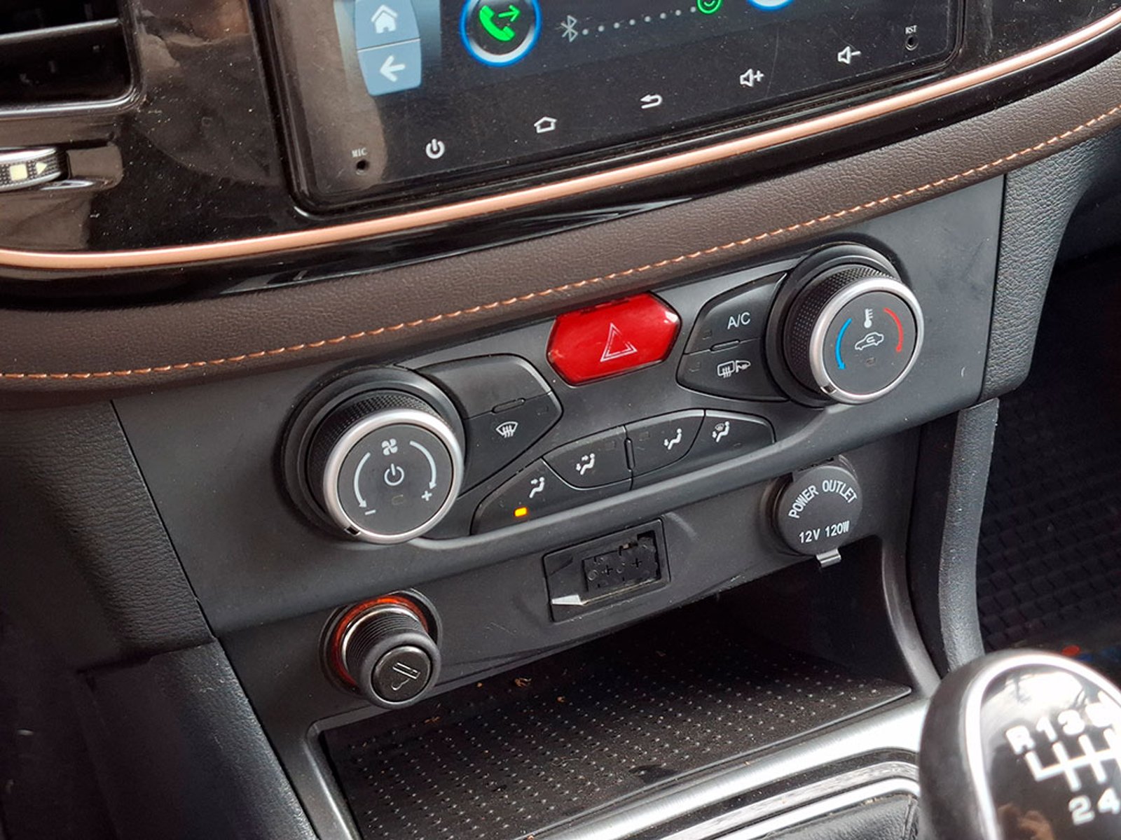 ZX Auto TERRALORD Terralord 2.5 DC 4X4 TM 2023 - Imagen 14 de 20
