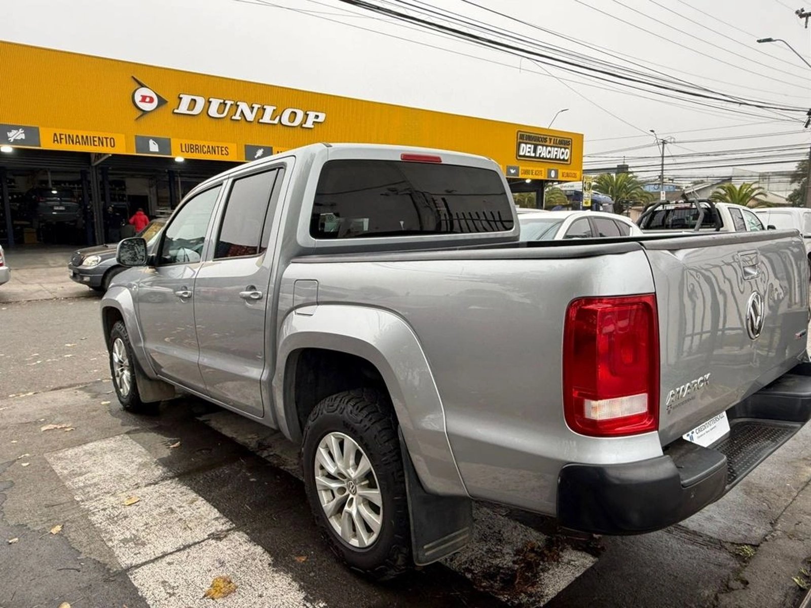VOLKSWAGEN AMAROK 2.0 TRENDLINE 4X4 MT 2023 - Imagen 6 de 13