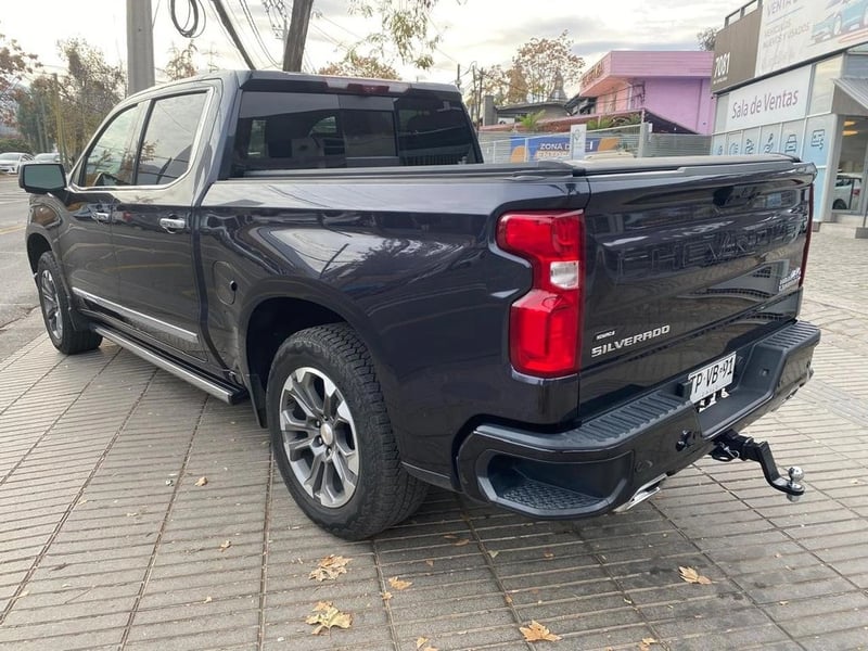 Chevrolet SILVERADO High Country 4X4 3.0 DIESEL AUT 2024 - Imagen 6 de 20