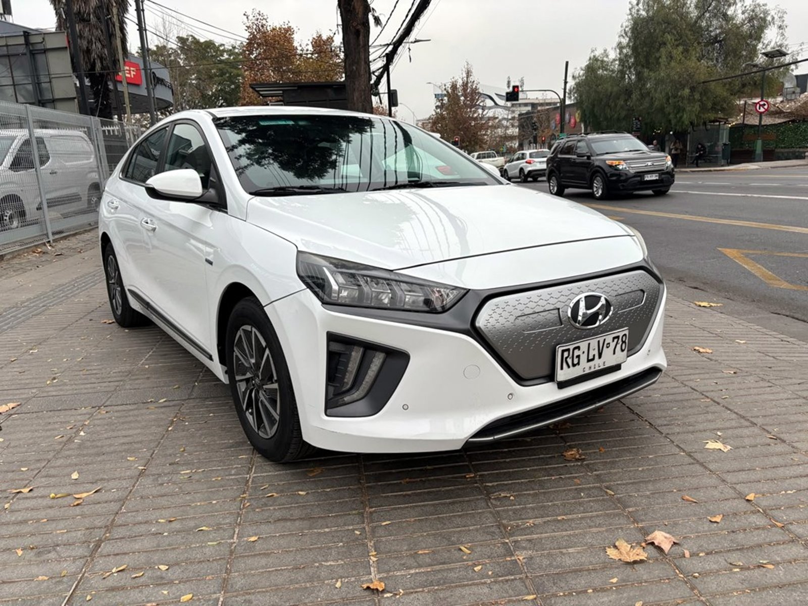 Hyundai IONIQ Ionic EV 2021 - Foto 4 de 20