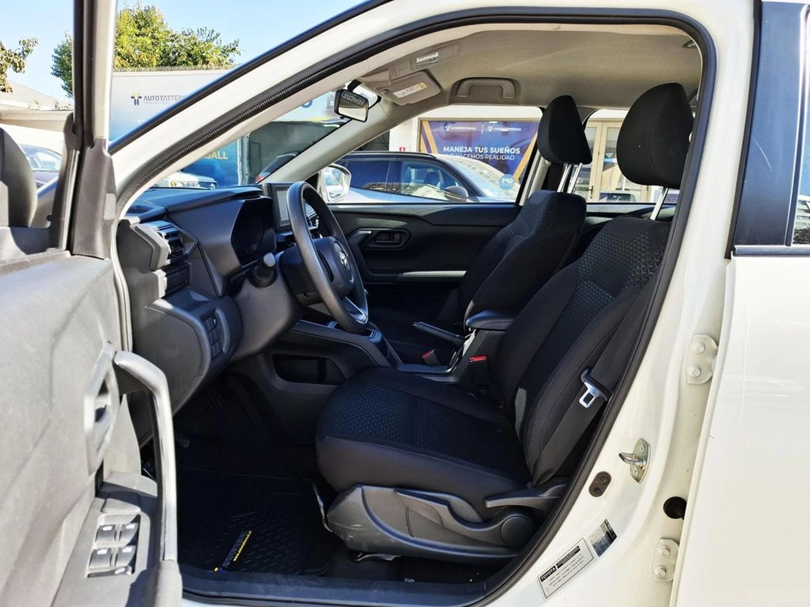 TOYOTA RAIZE 1.2 2025 - Imagen 14 de 20