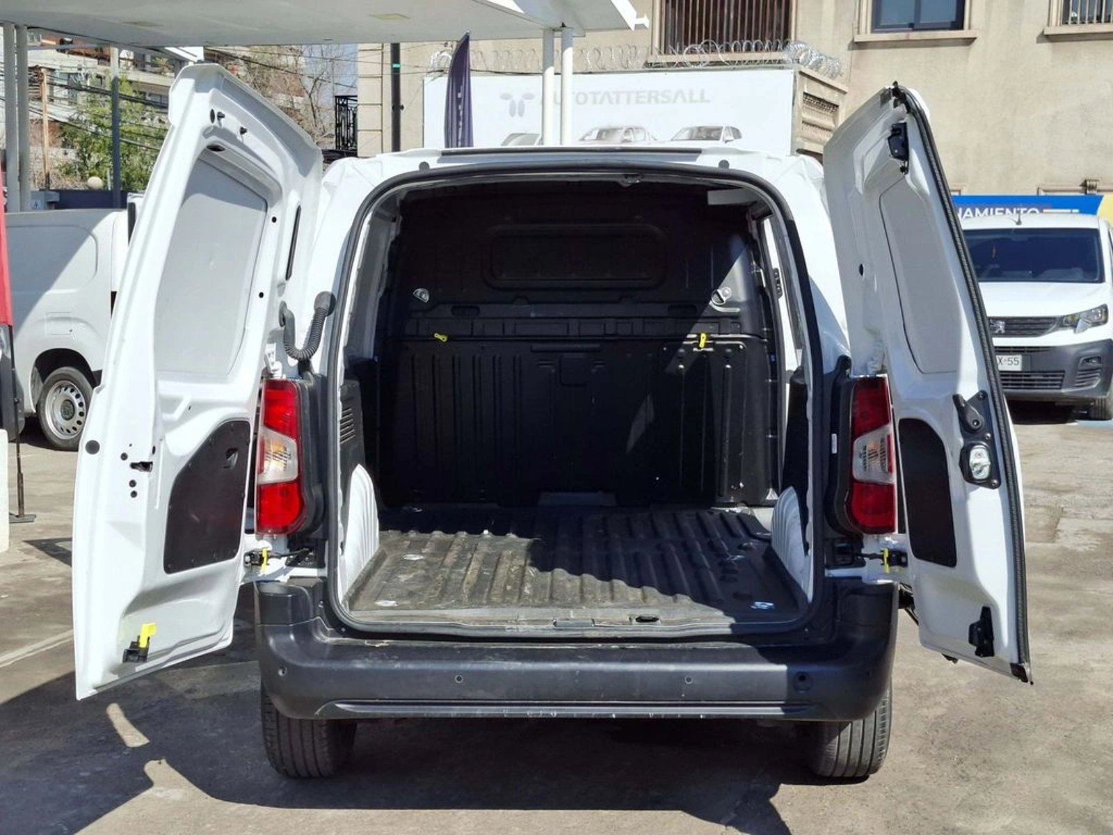 Peugeot PARTNER 1.5 2025 - Imagen 9 de 20