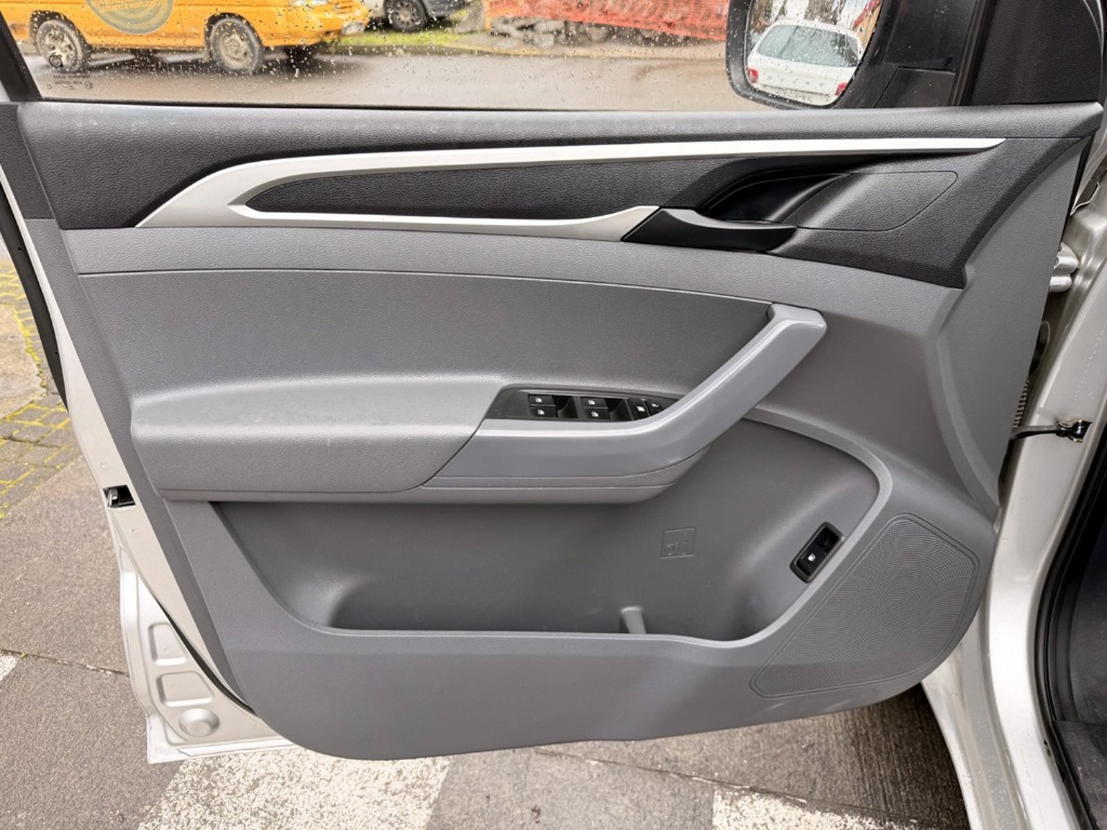 Maxus T60 4X2 2.0 2024 - Imagen 9 de 20