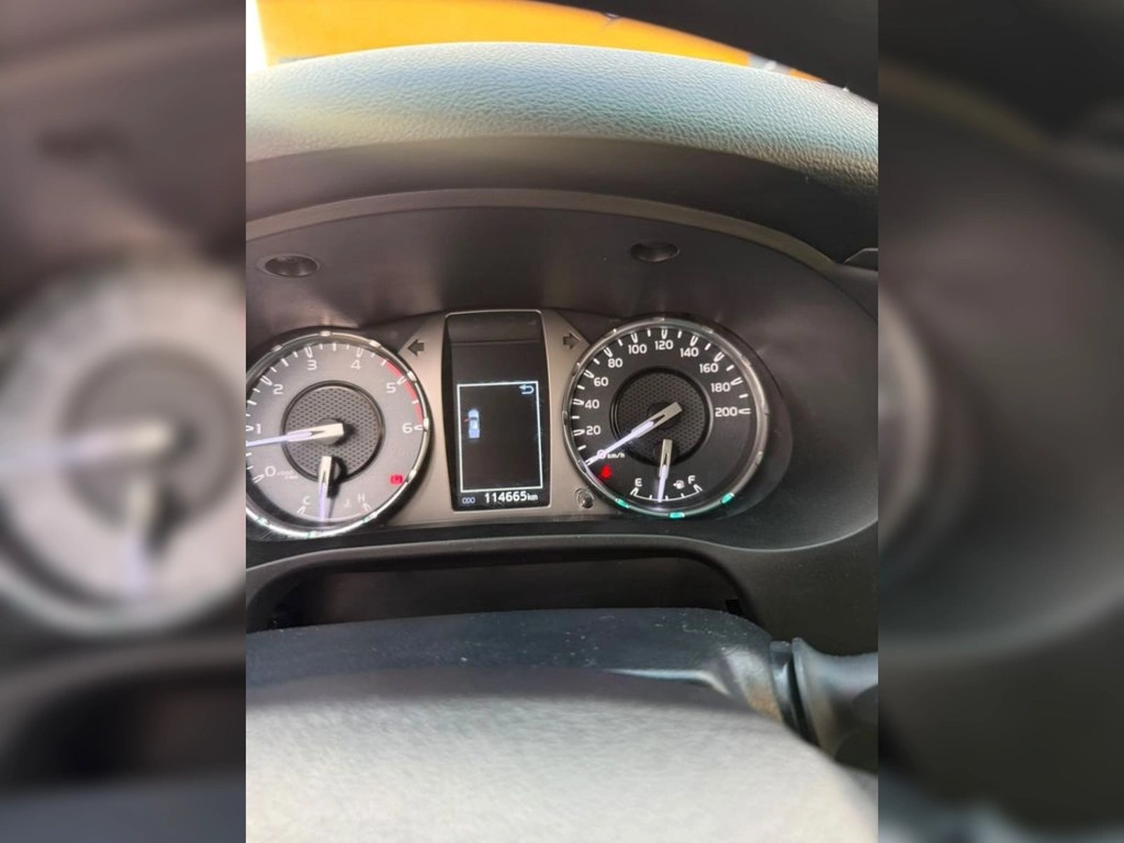 TOYOTA HILUX 2.4 TTS 4X4 MT 2024 - Imagen 10 de 12