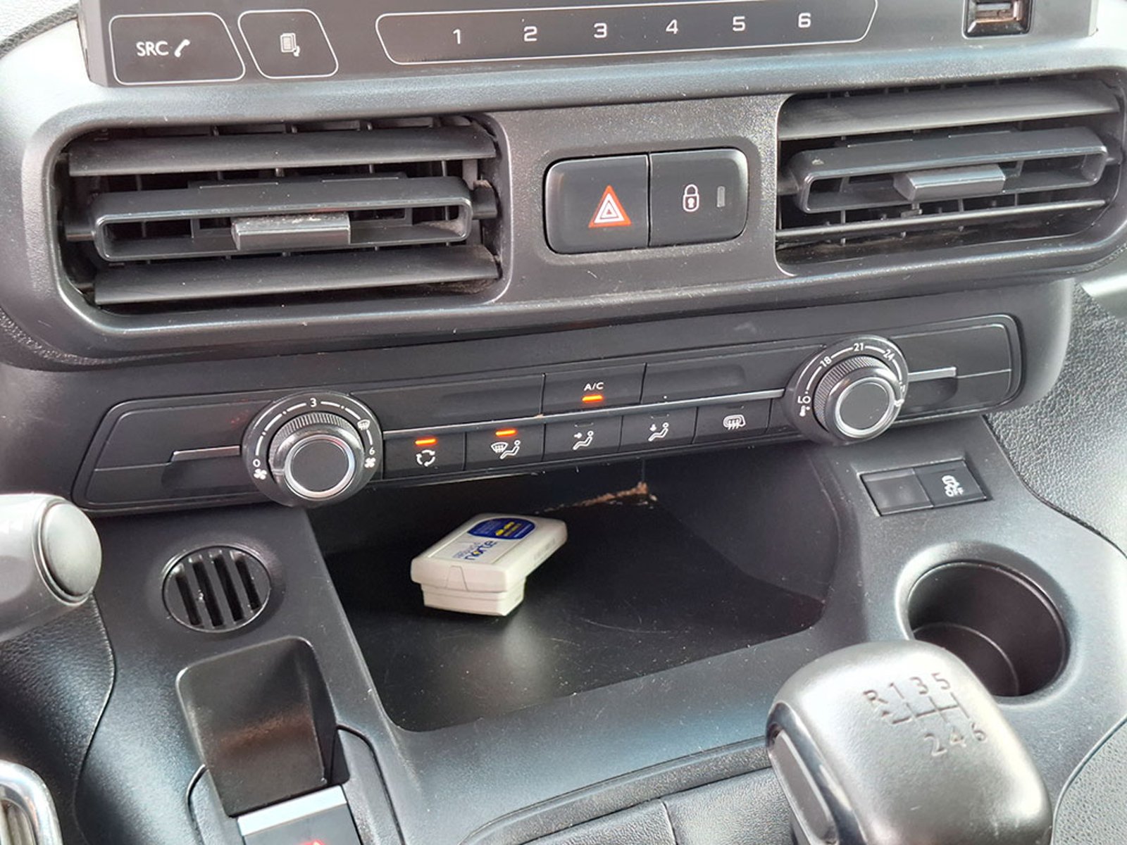 Peugeot PARTNER PARTNER L1 1.5 DIESEL 2023 - Imagen 15 de 20