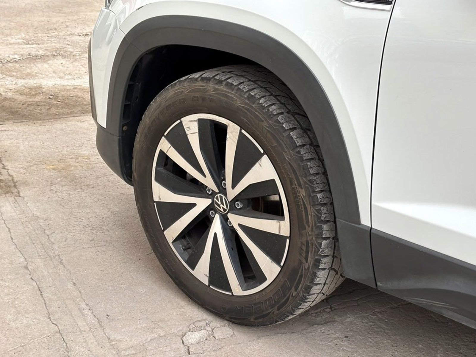 Volkswagen TAOS 1.4 TSI COMFORTLINE AT 2025 - Imagen 11 de 20