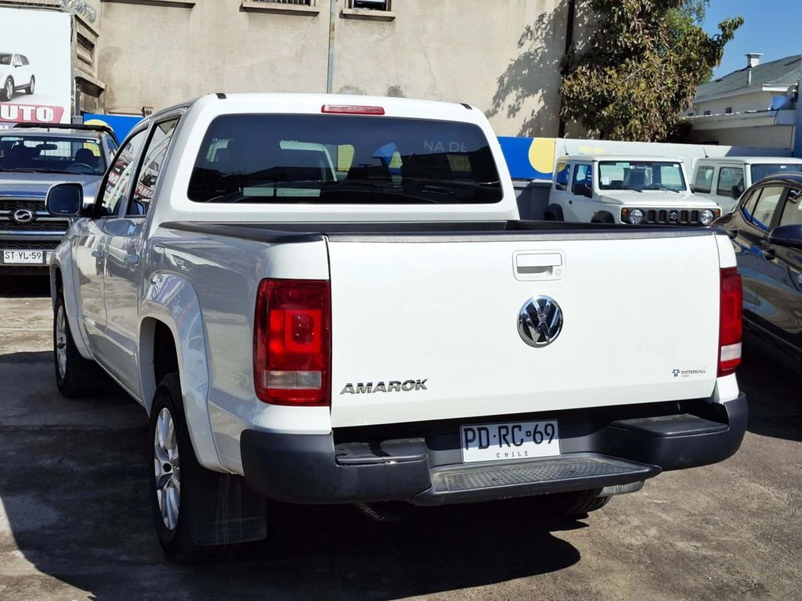 Volkswagen AMAROK TREDLINE 2.0 MT 4X2 2021 - Imagen 10 de 20