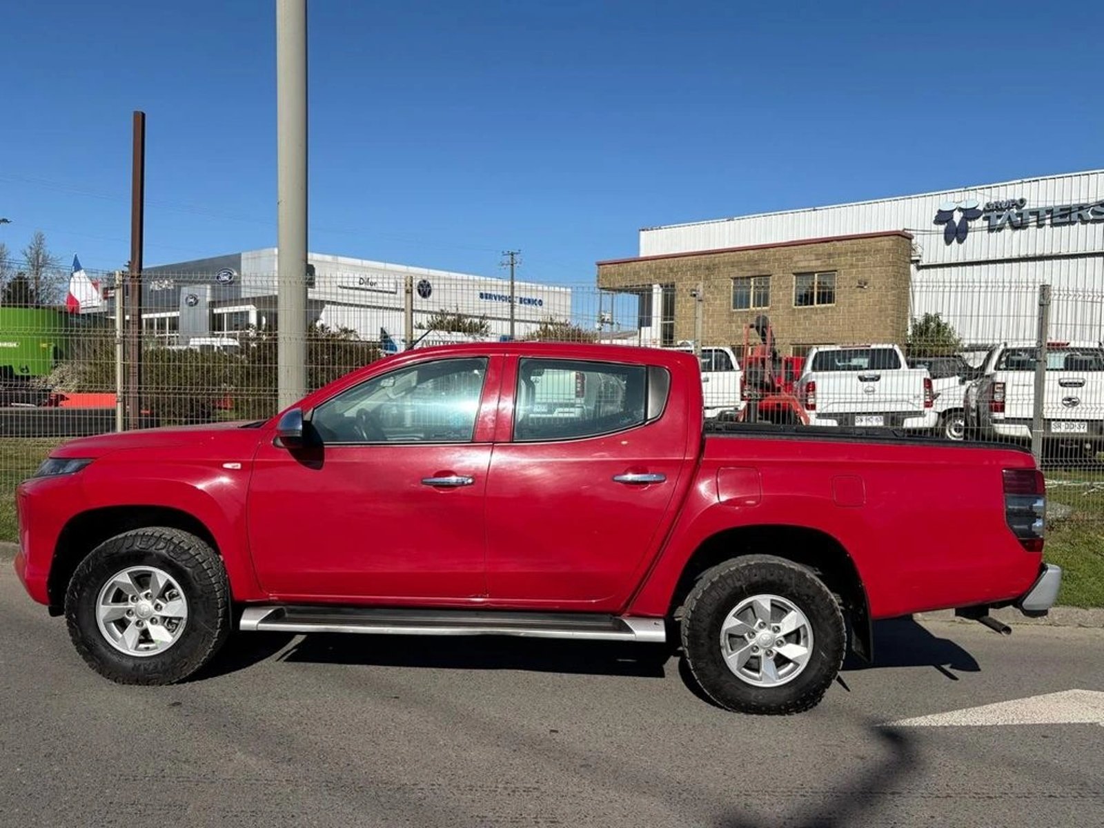 Mitsubishi L200 KATANA CRT 4X4 2024 - Foto 4 de 13