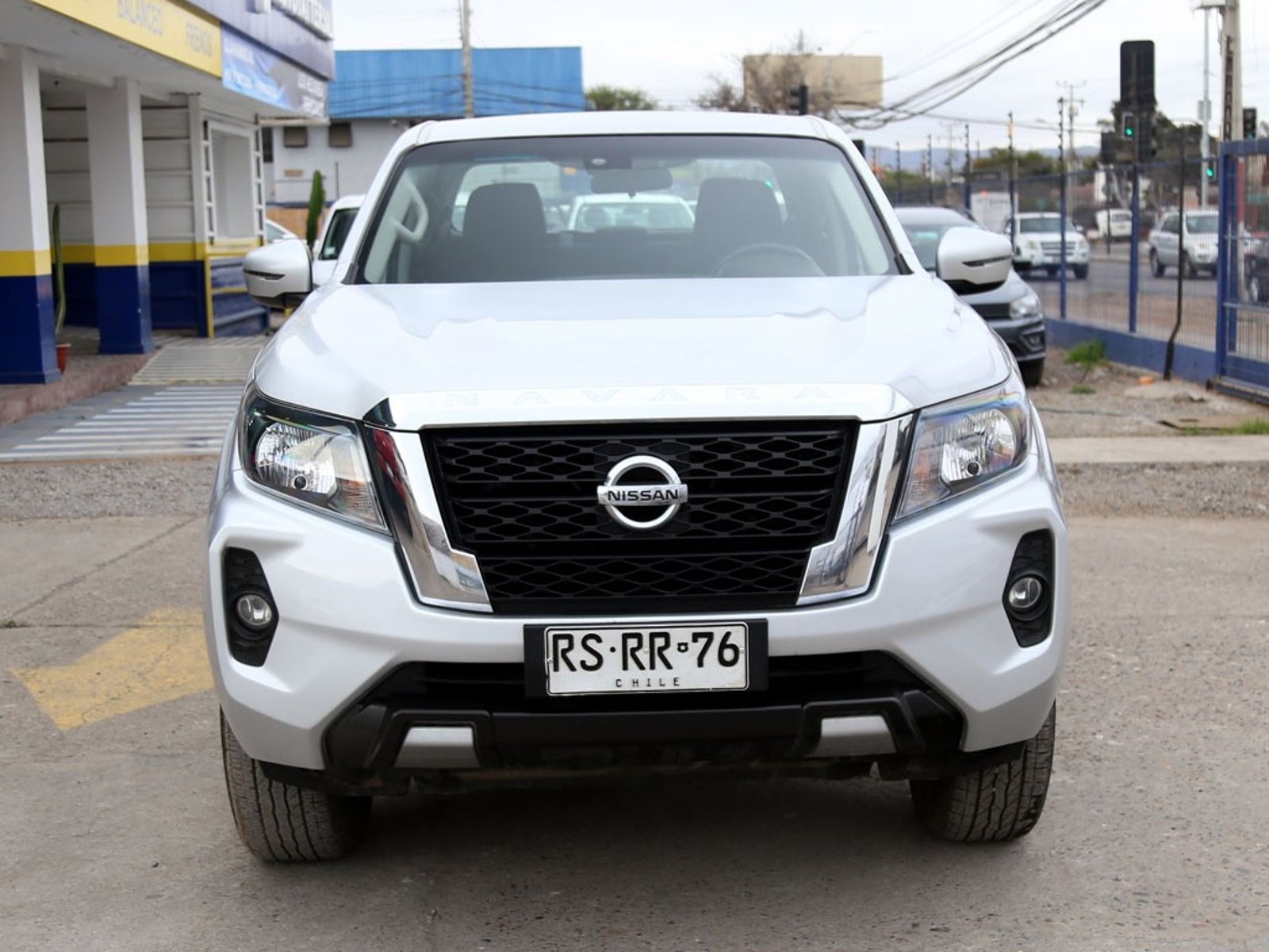 Nissan NAVARA 2.3D XE DIESEL 4X4 DOB.CAB. AT 4P 2022 - Foto 2 de 20